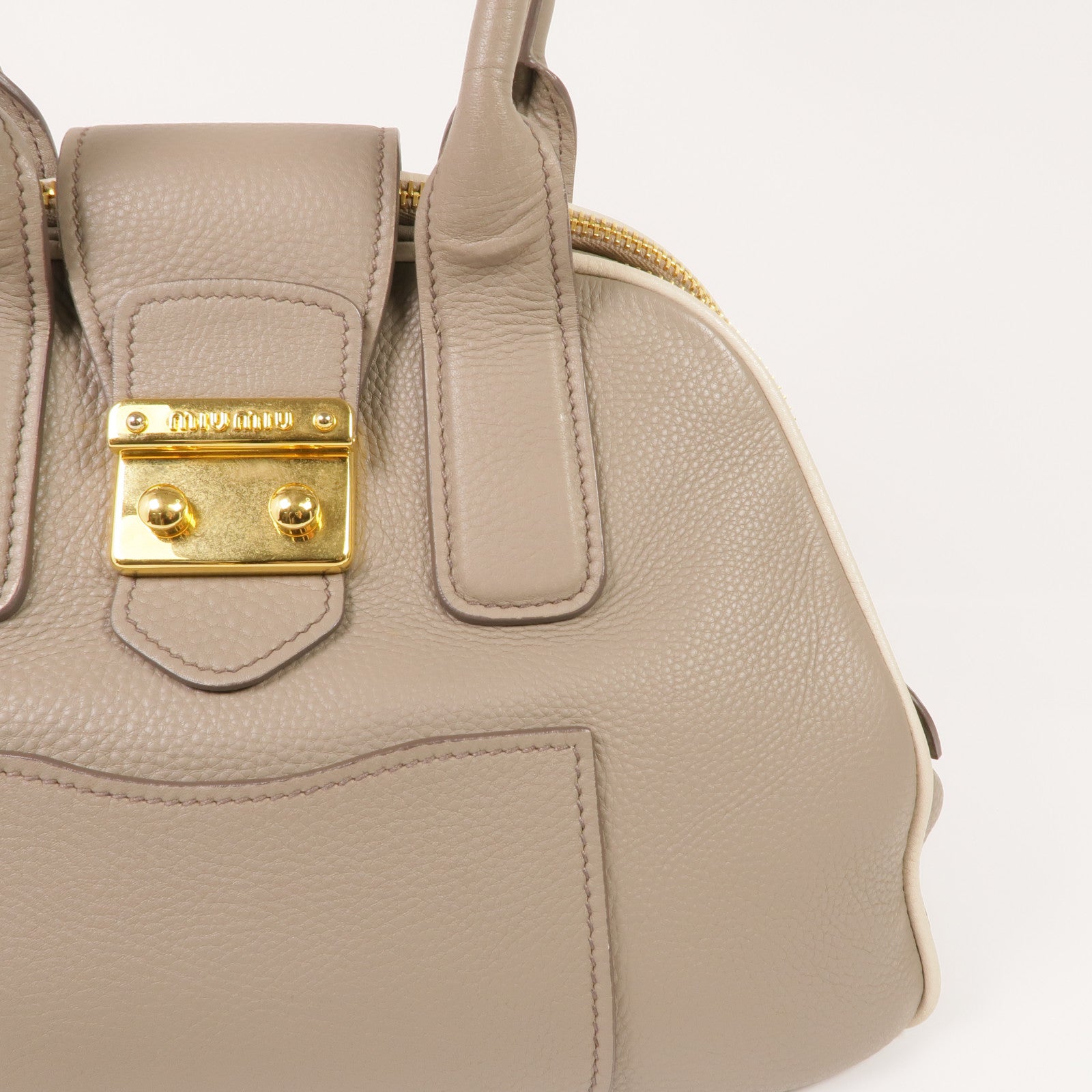 Miu Miu 牛皮皮革2 Way Shoulder金扣手挽肩背兩用袋