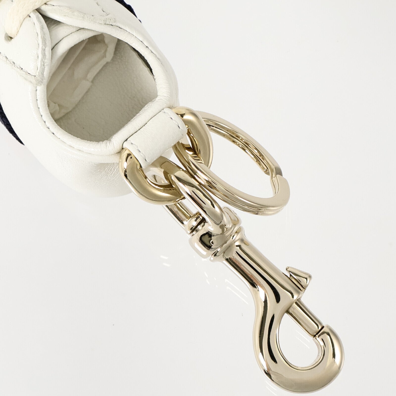 GUCCI 牛皮皮革Ace Sneaker Keyring Charm鎖匙扣