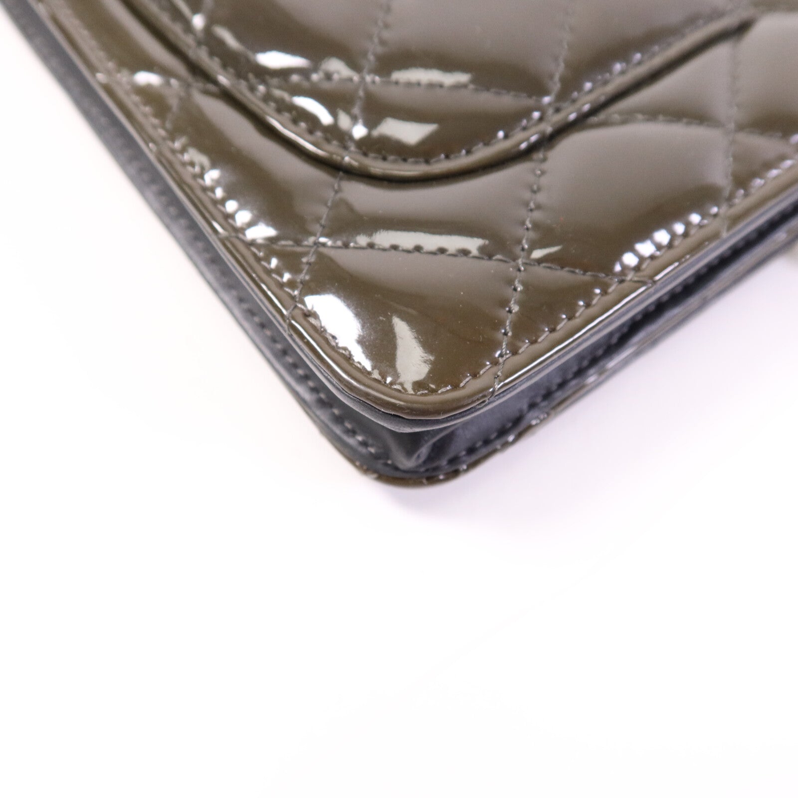 CHANEL 漆皮皮革WOC Wallet On Chain銀扣鏈帶肩背袋