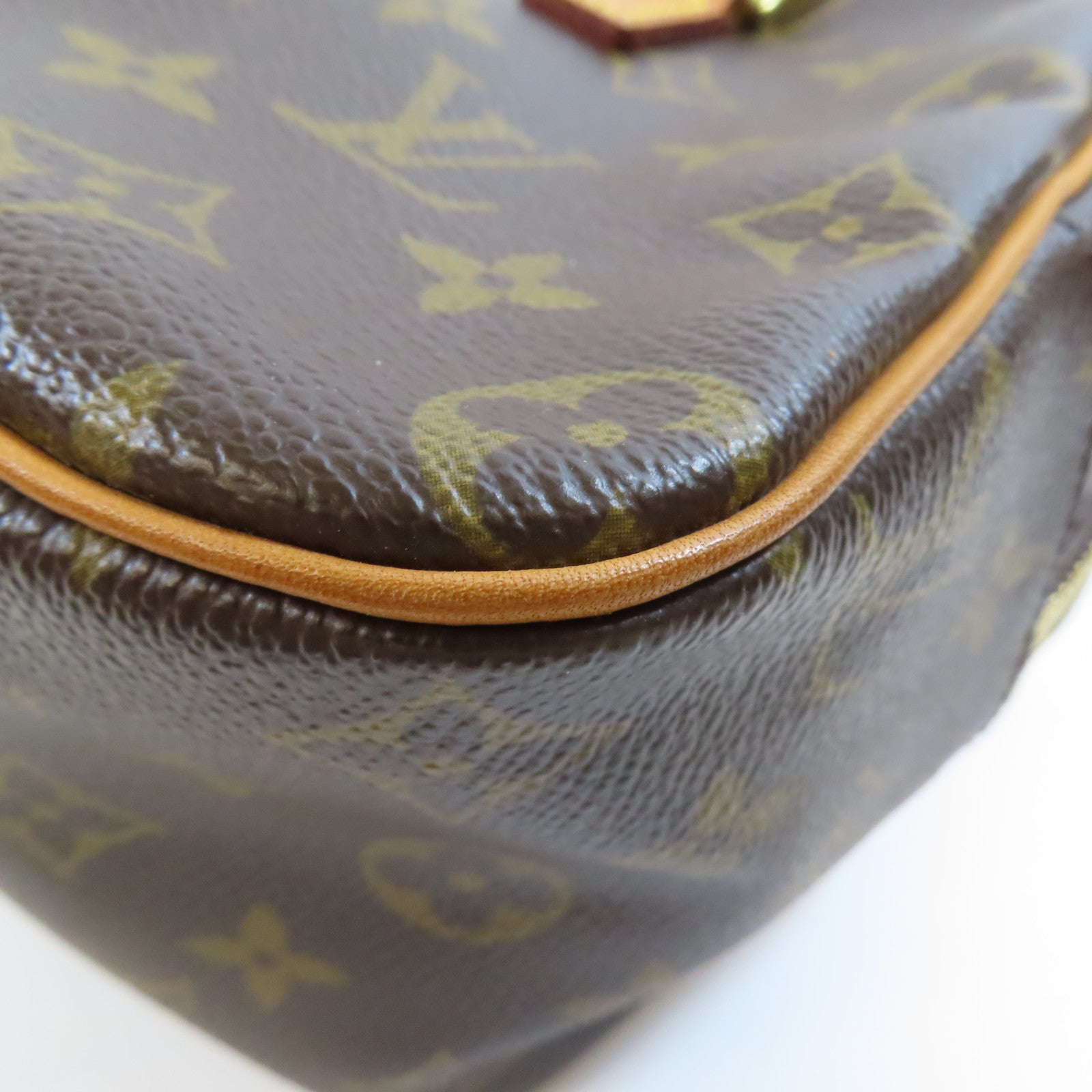 LOUIS VUITTON Monogram Cite MM金扣肩背袋棕色