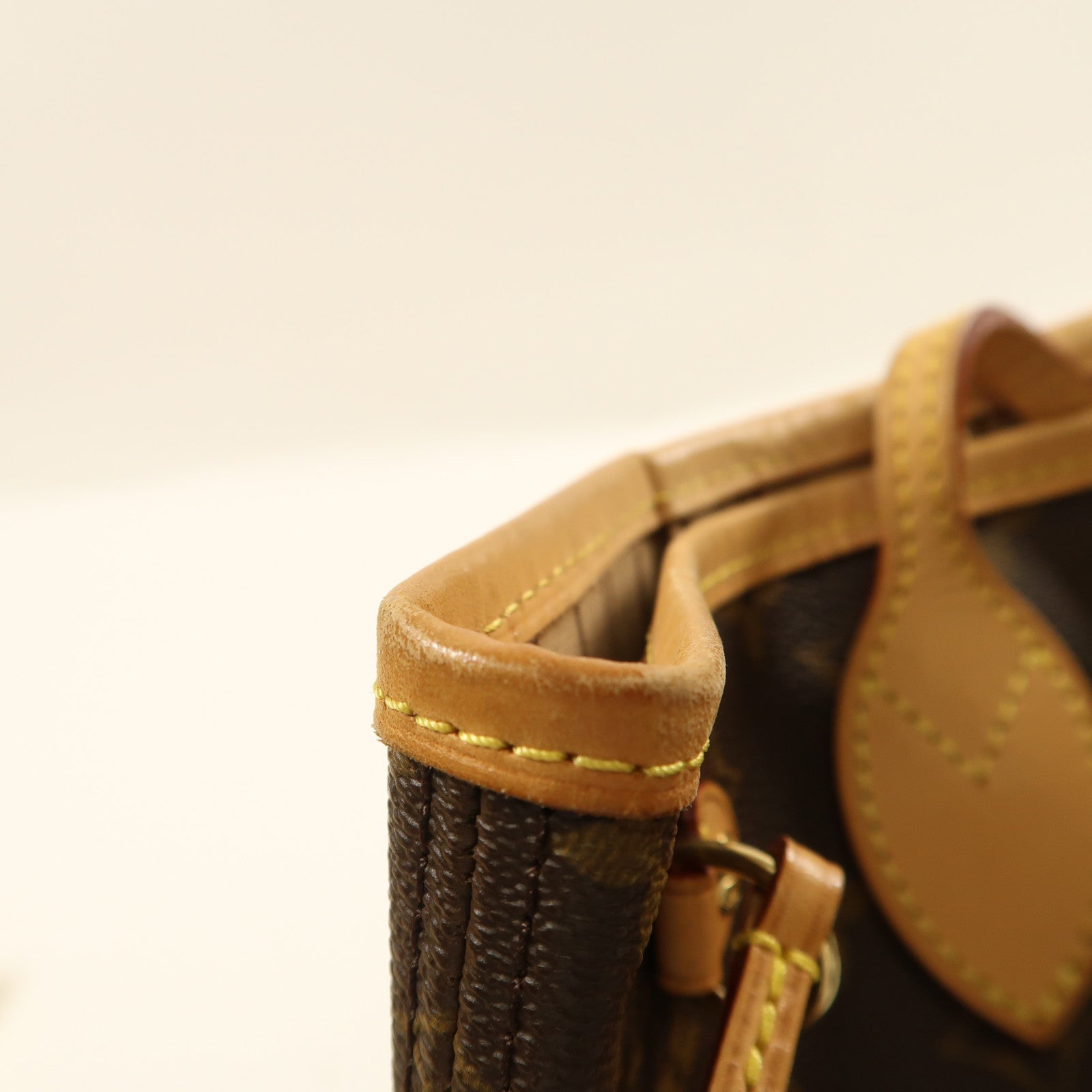 LOUIS VUITTON Monogram Neverfull PM金扣手挽袋啡色