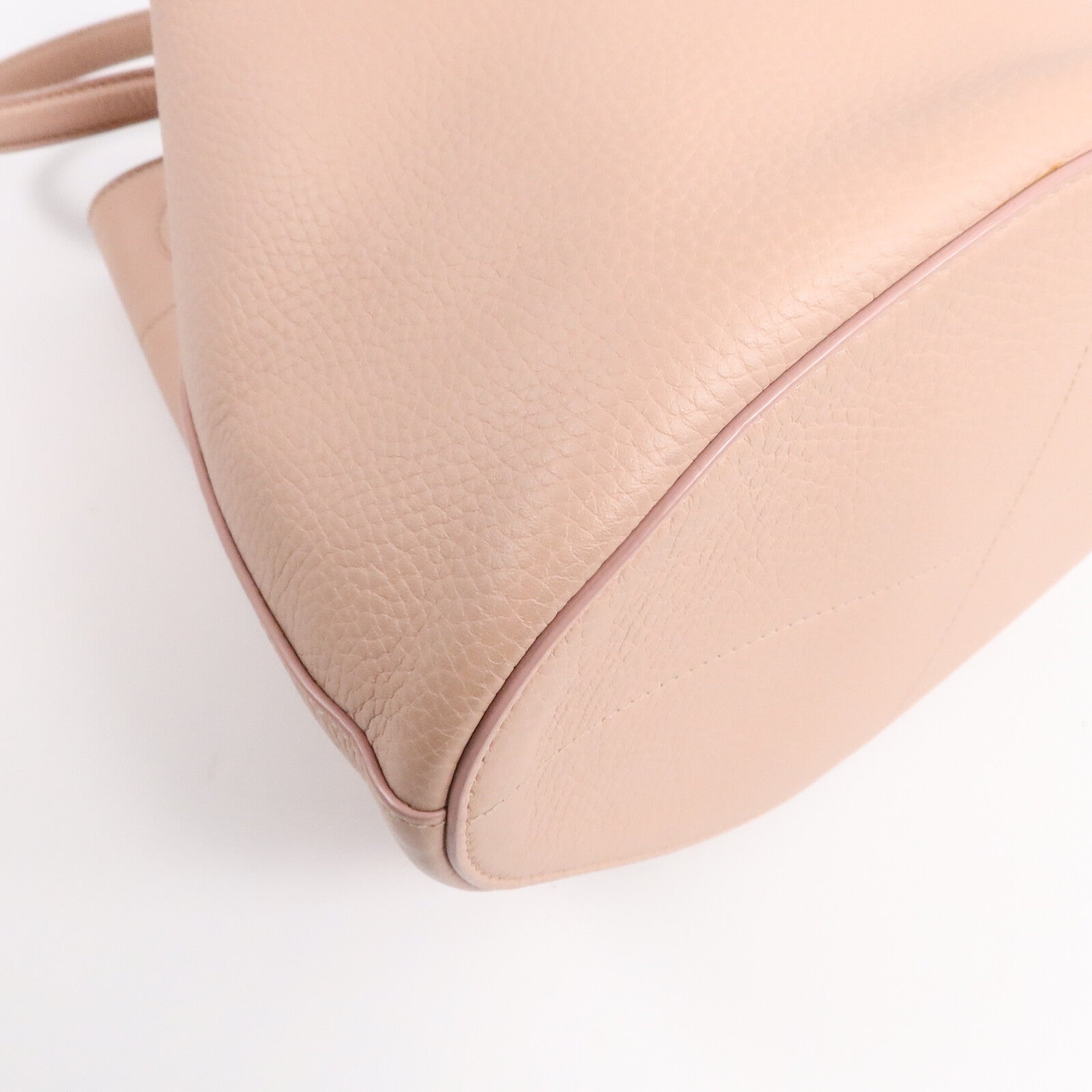 BURBERRY 牛皮皮革Drawstring Bucket Bag手挽肩背兩用袋
