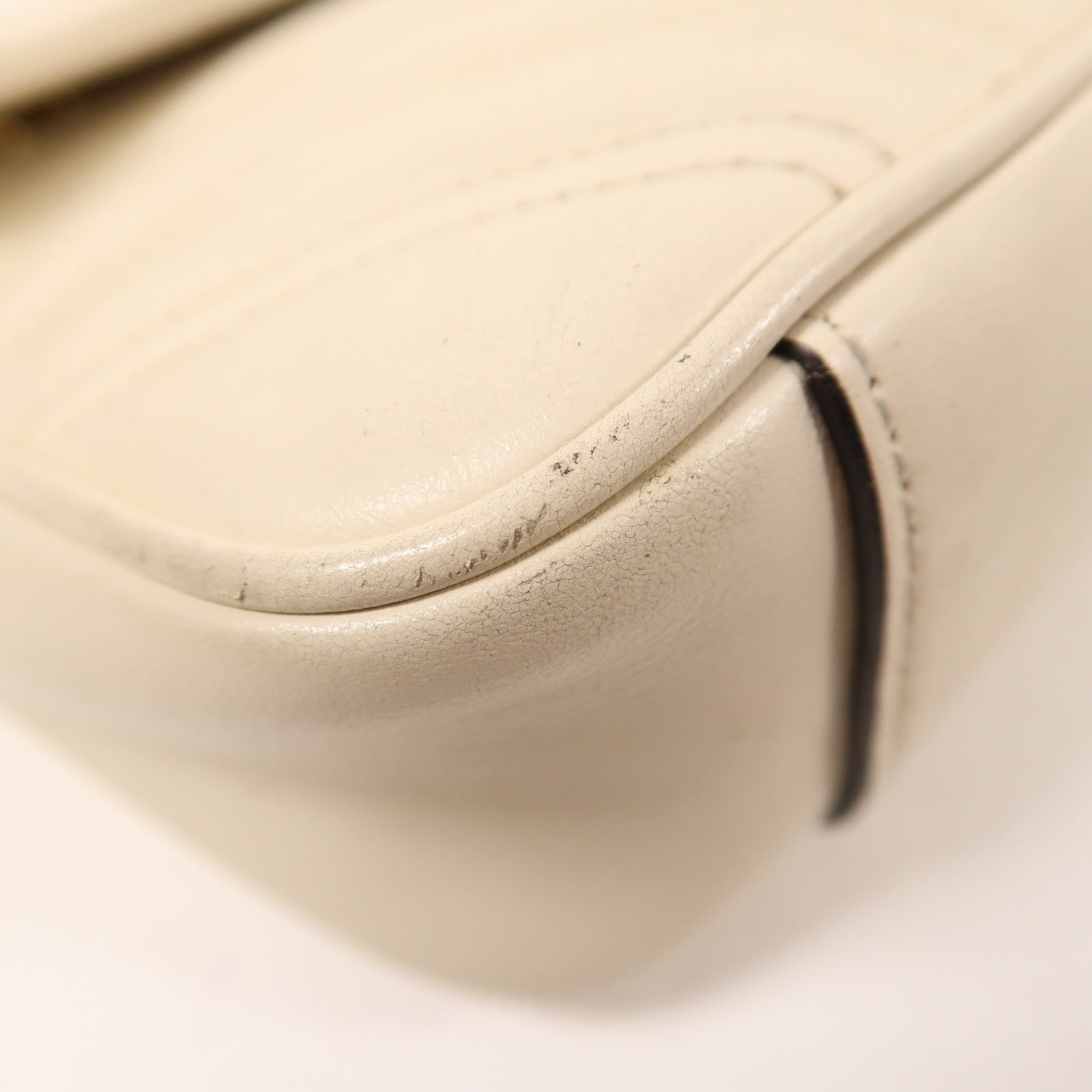 GUCCI 牛皮皮革GG Marmont金扣鏈帶肩背袋