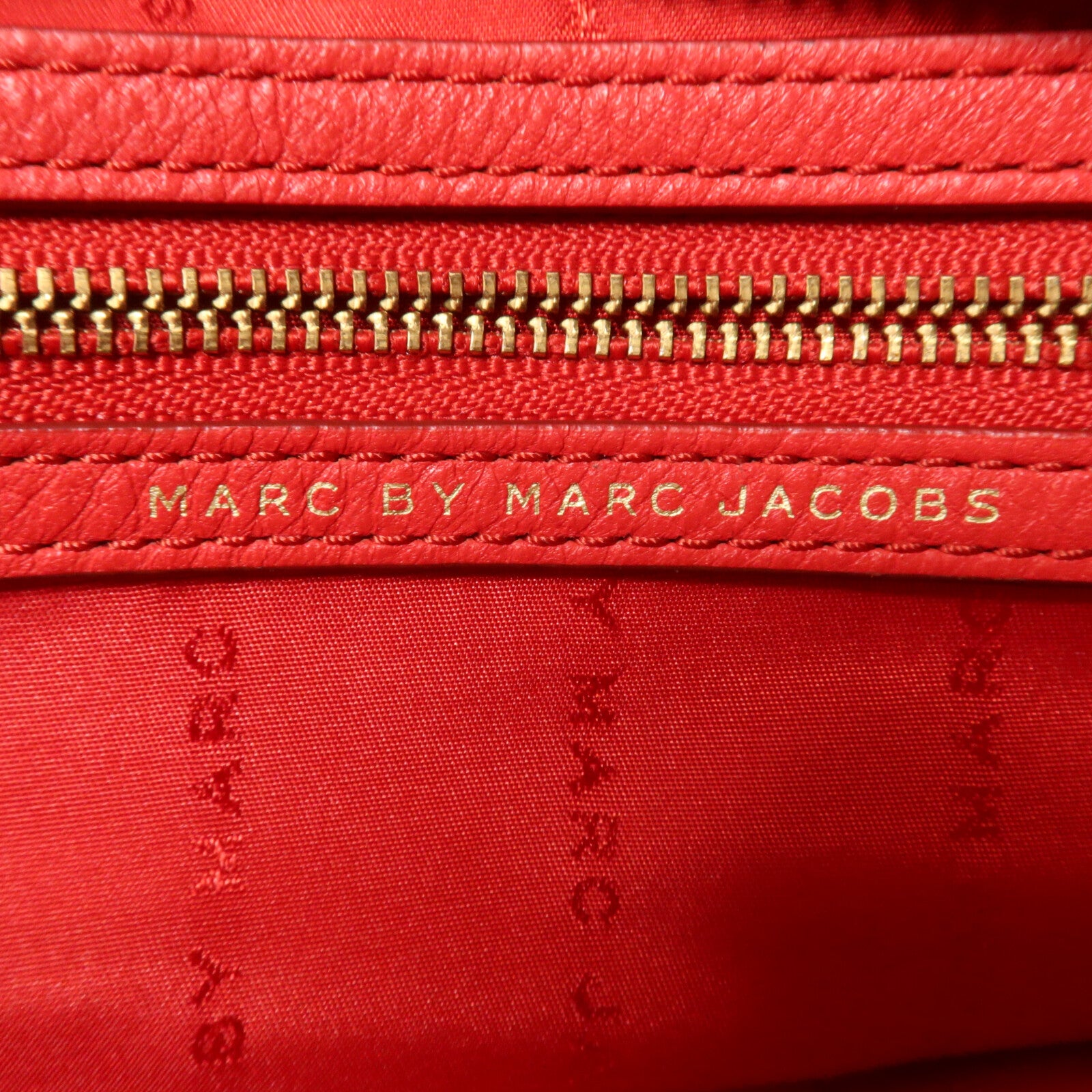 MARC BY MARC JACOBS 牛皮皮革Too Hot To Handle Satchel手挽肩背兩用袋
