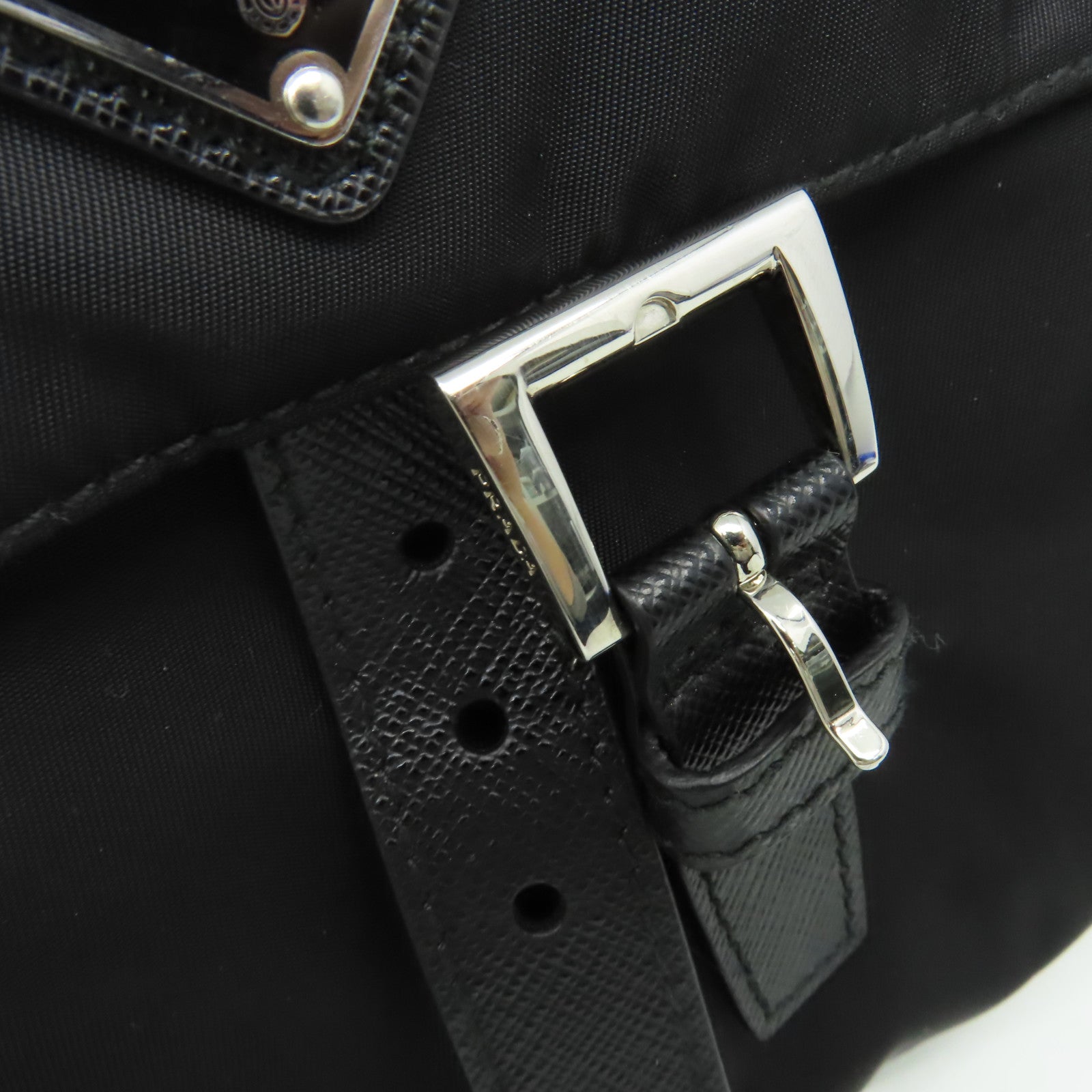 PRADA 尼龍Shoulder Bag銀扣肩背袋黑色