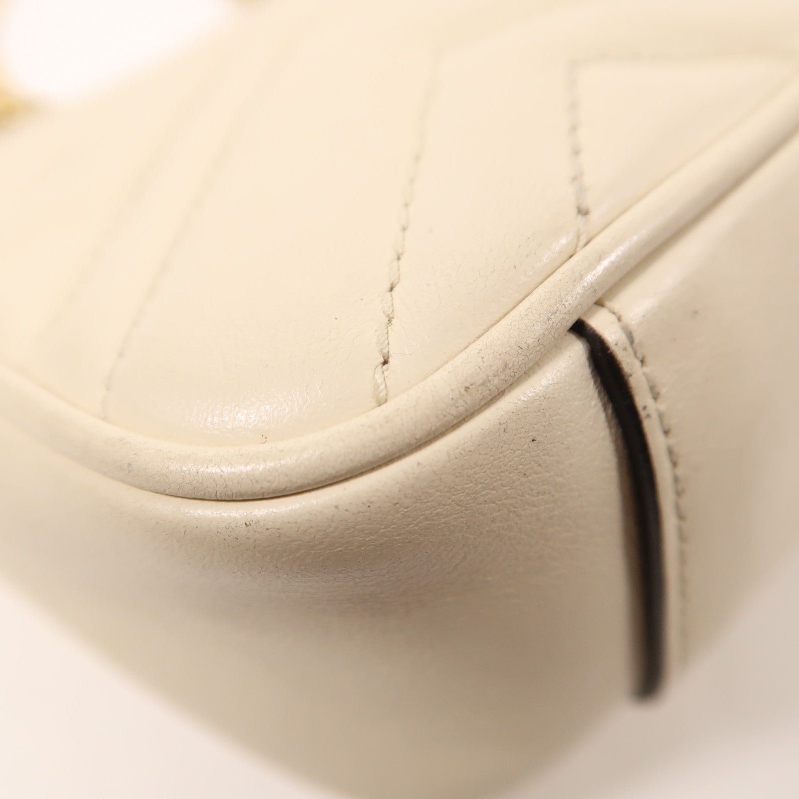 GUCCI 牛皮皮革GG Marmont金扣鏈帶肩背袋