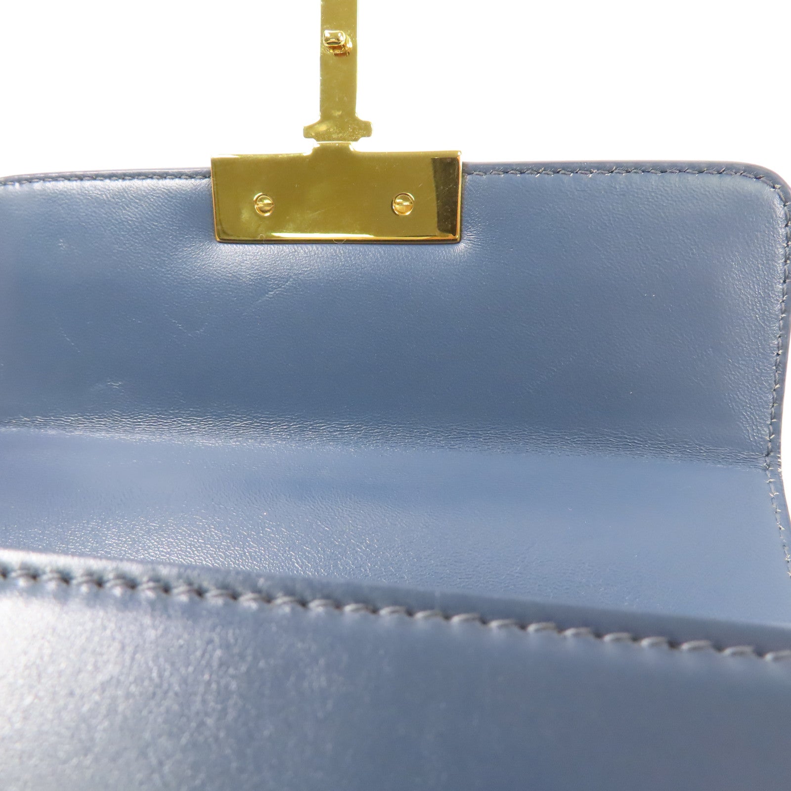 Dior 牛皮皮革30 Montaigne金扣肩背袋