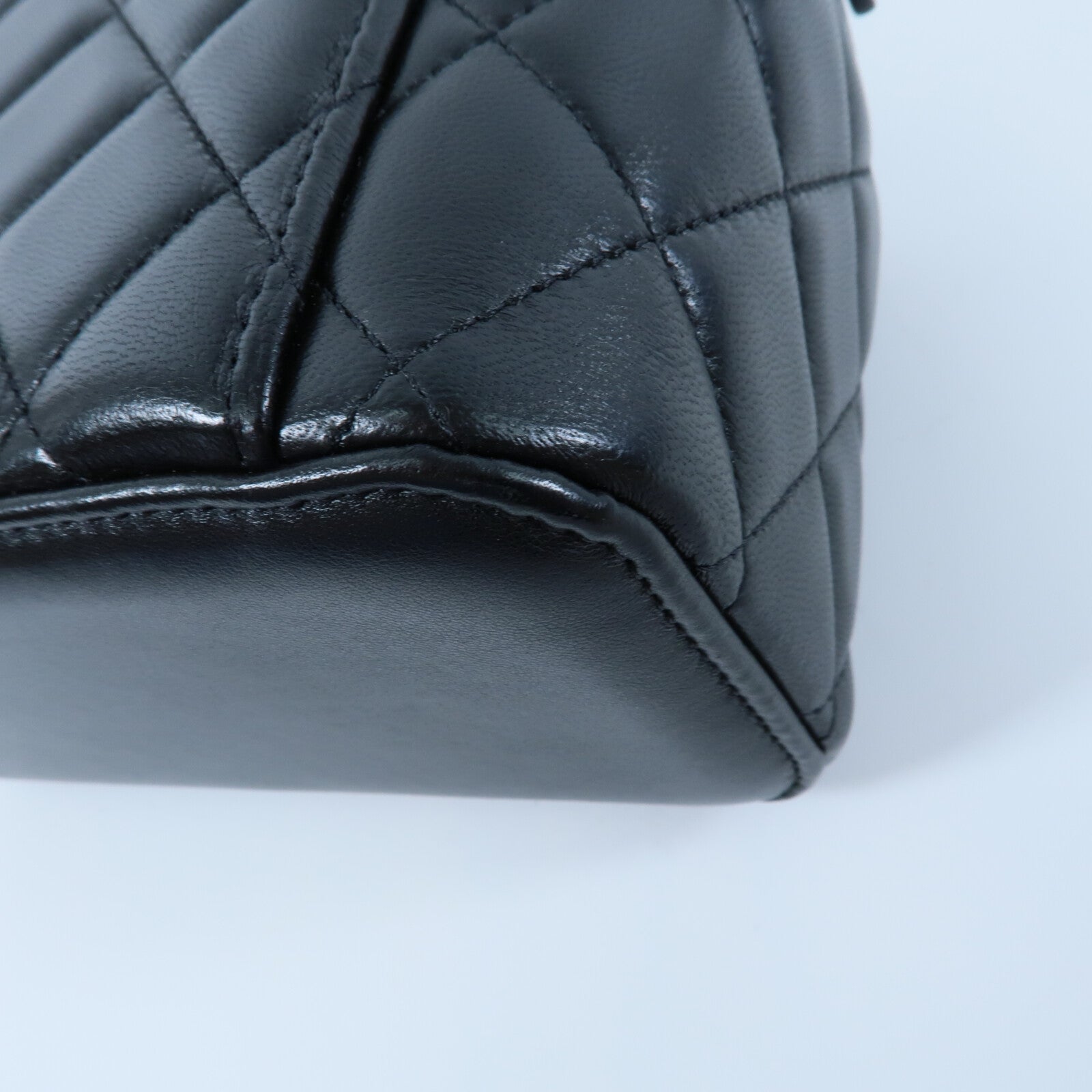 CHANEL 羊皮皮革Vanity Case鏈帶手挽肩背兩用袋