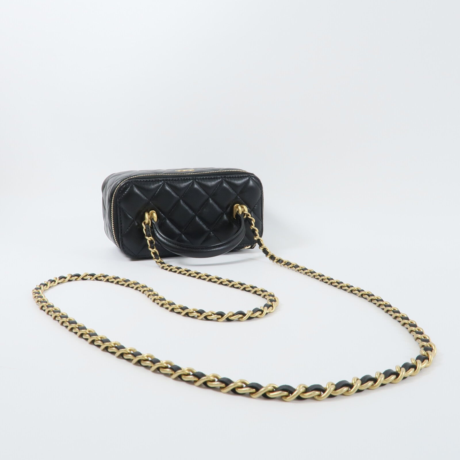 CHANEL 羊皮皮革Vanity Case鏈帶手挽肩背兩用袋