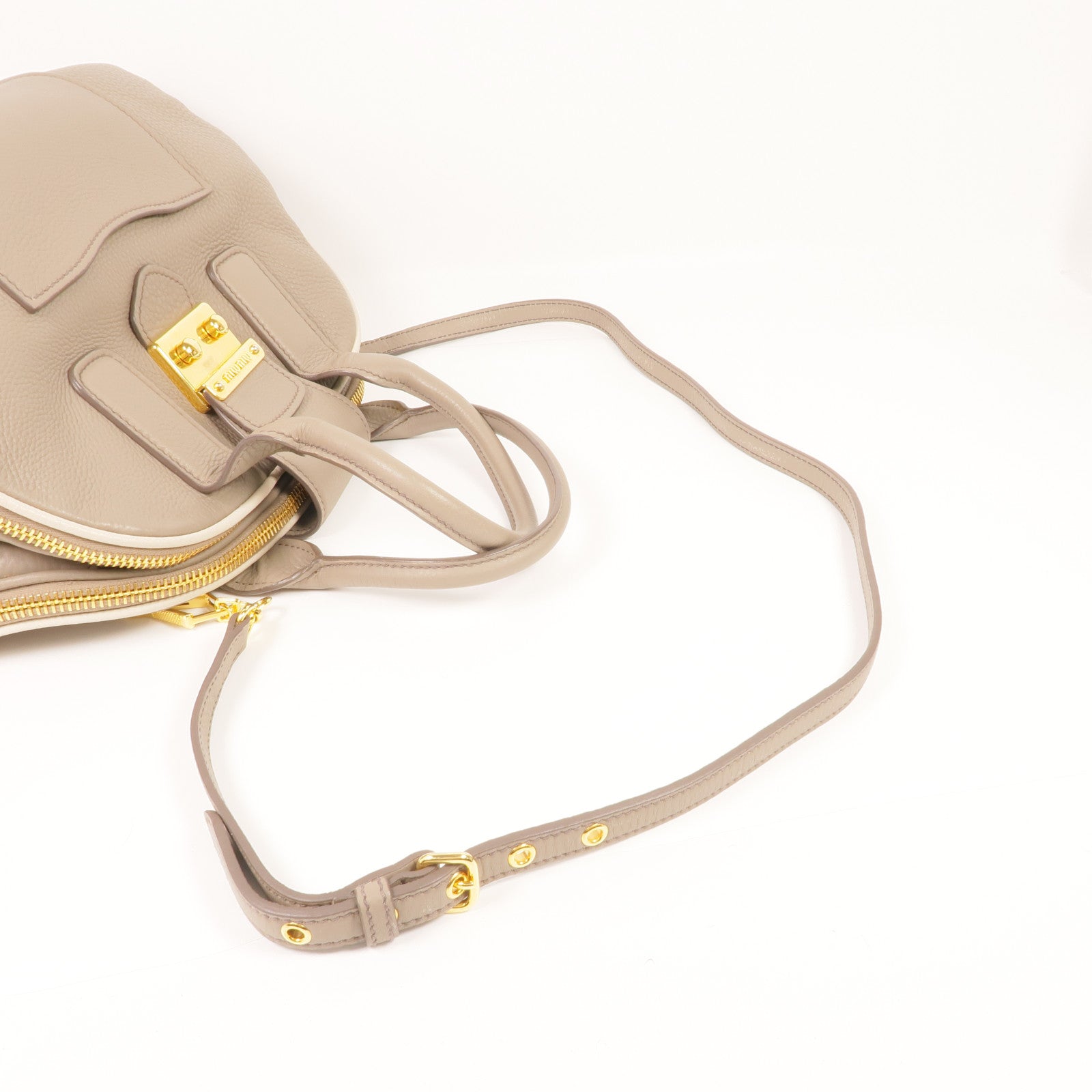 Miu Miu 牛皮皮革2 Way Shoulder金扣手挽肩背兩用袋