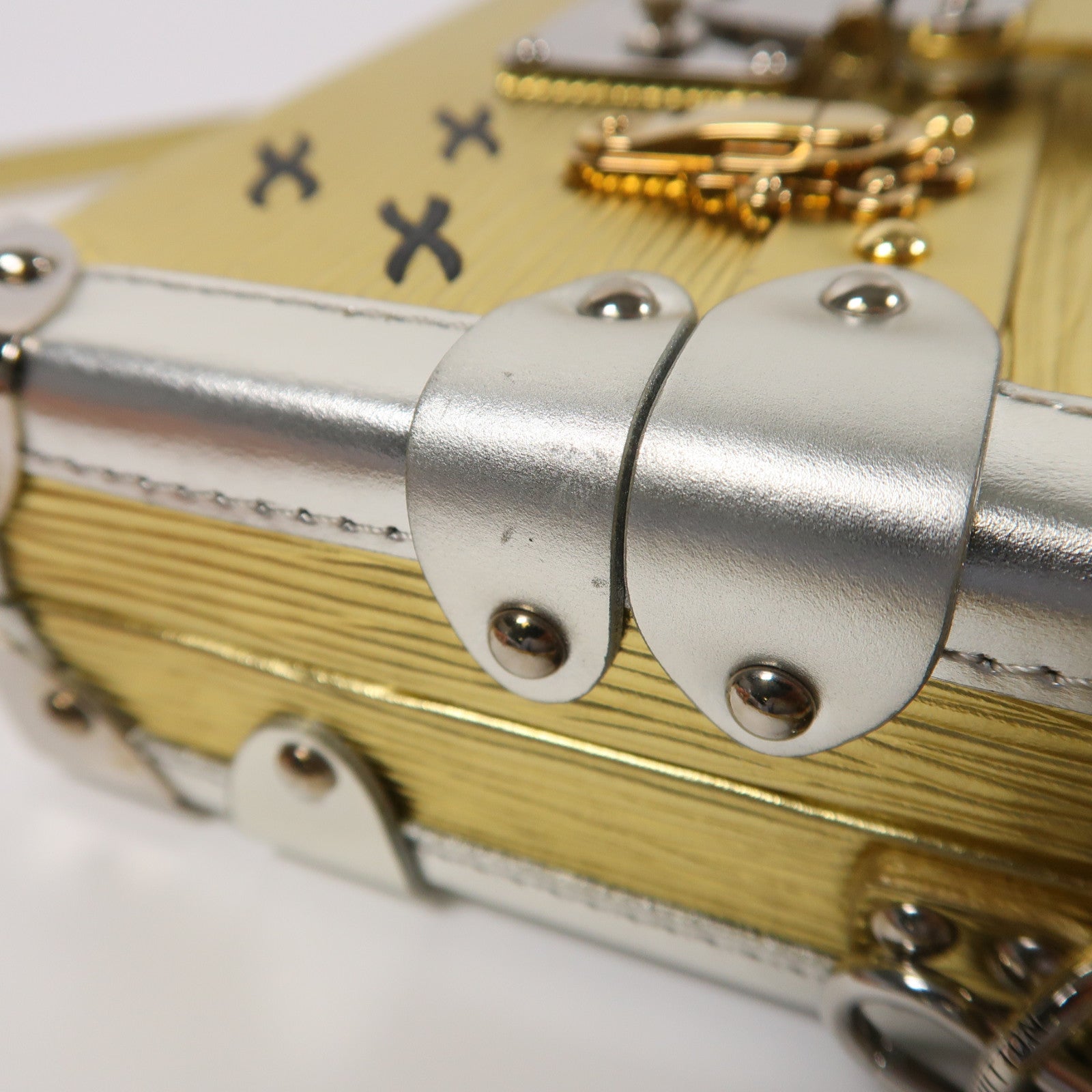 LOUIS VUITTON Epi/金屬Petite Malle金扣/銀扣肩背袋金色