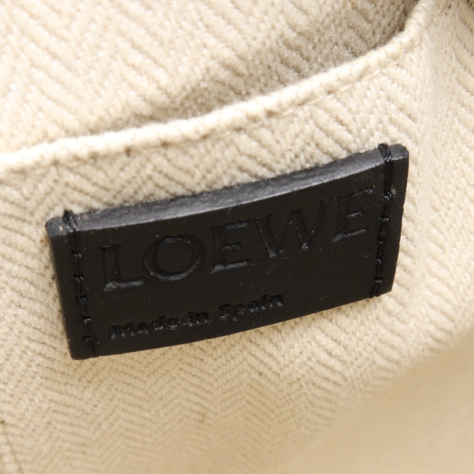 LOEWE 牛皮皮革Ikebana Bag肩背袋