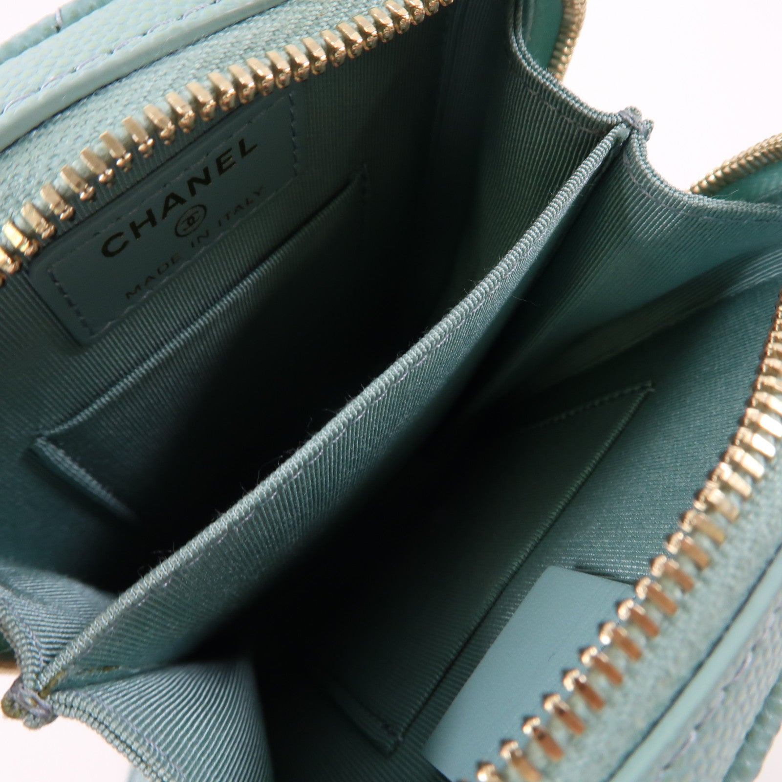 CHANEL 牛皮皮革Phone Bag金扣鏈帶肩背袋綠色