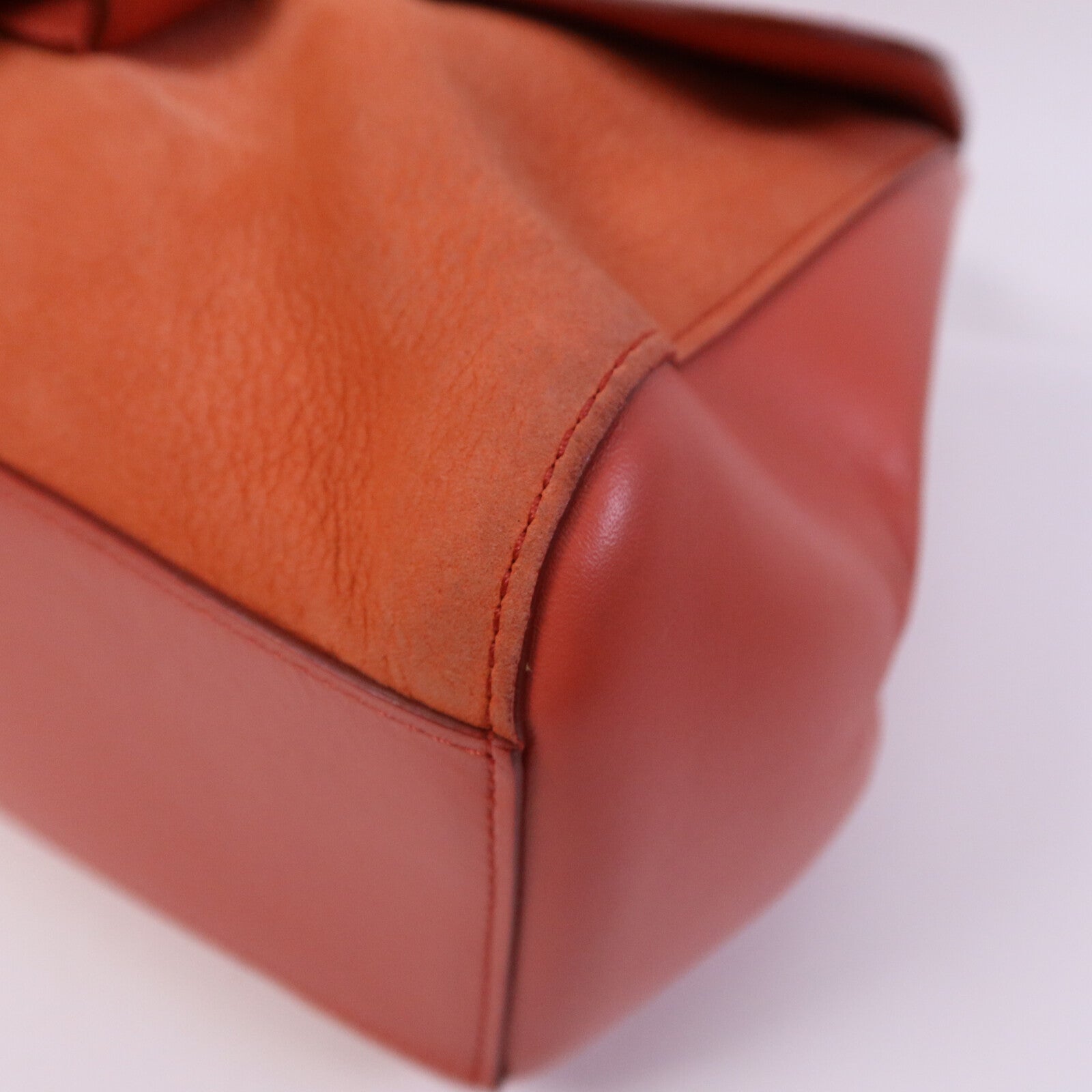 Delvaux 牛皮皮革Simplissime City銀扣肩背袋