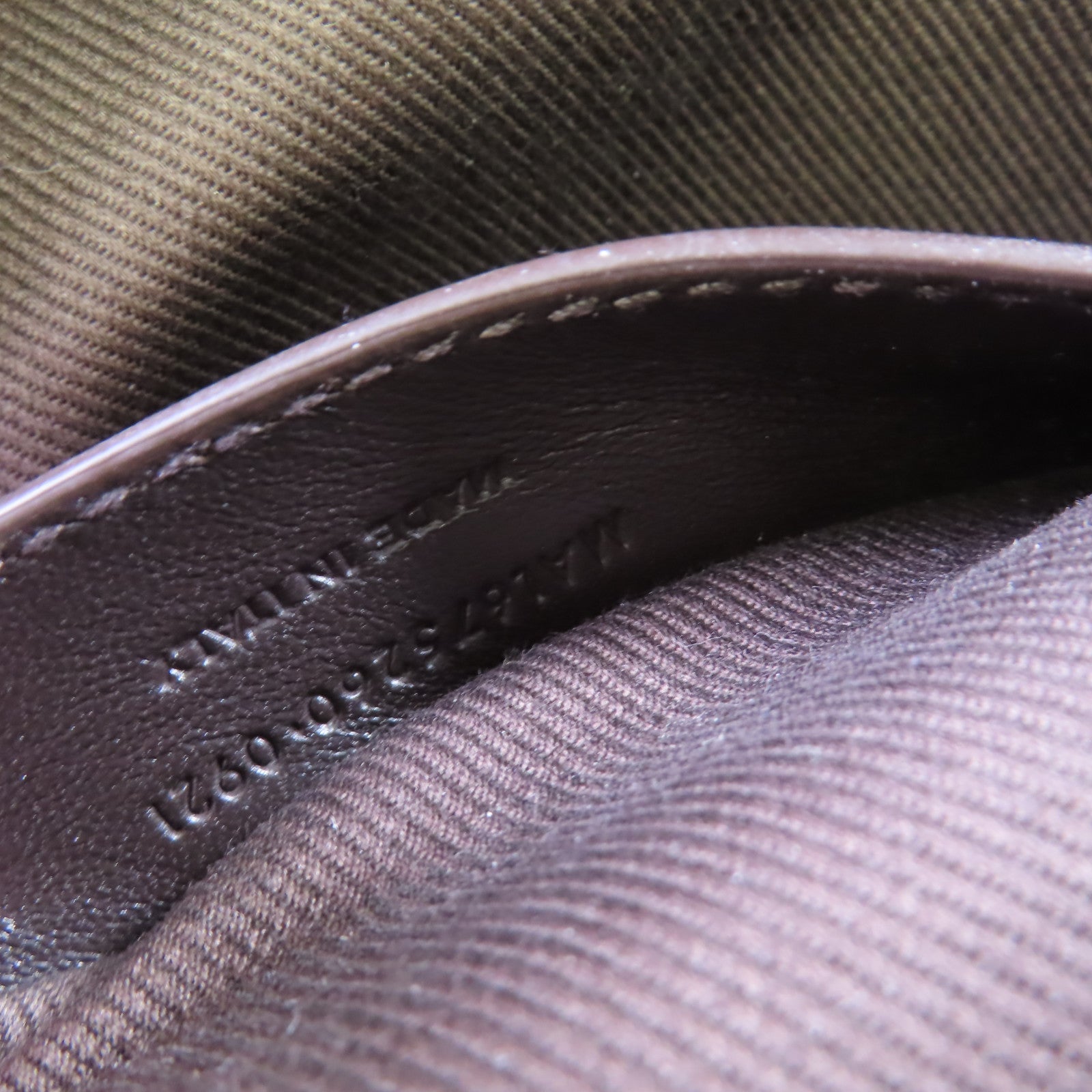 SAINT LAURENT 【激減優惠】牛皮皮革 Le Monogram Coeur Shoulder Bag金扣肩背袋啡色