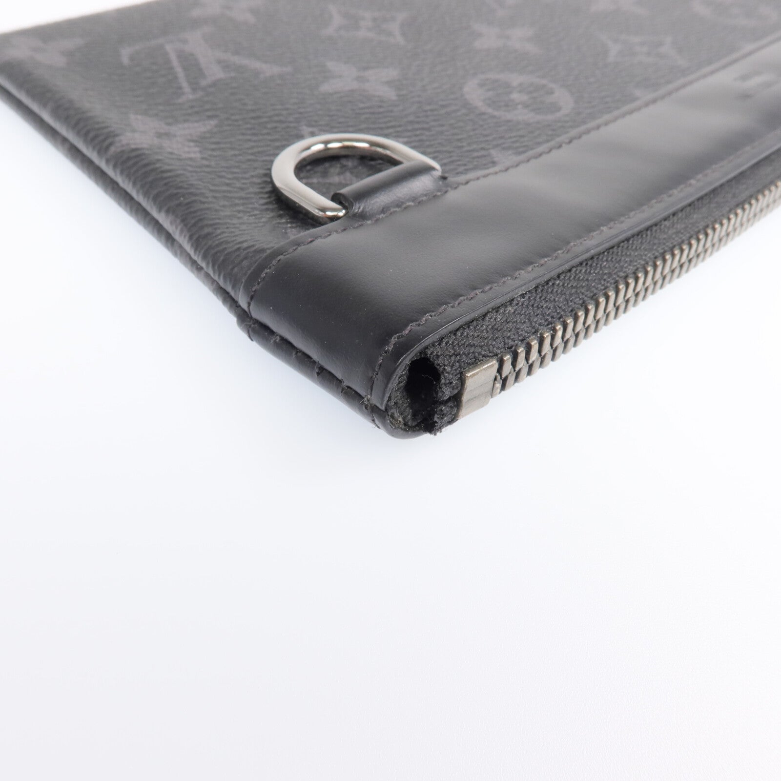 LOUIS VUITTON Monogram Eclipse Pochette Discovery PM銀扣手拿包