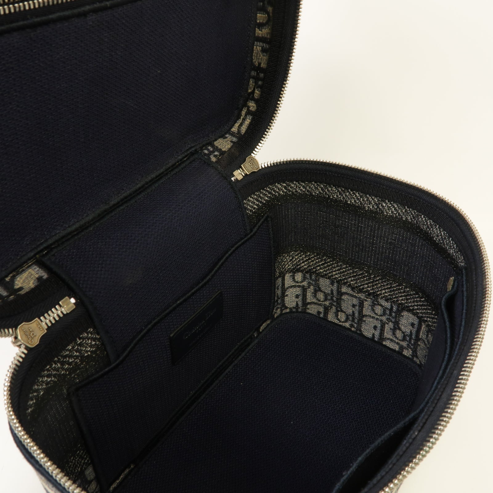 Dior 【激減優惠】帆布Dior Travel Vanity Case金扣手挽袋深藍色/白色