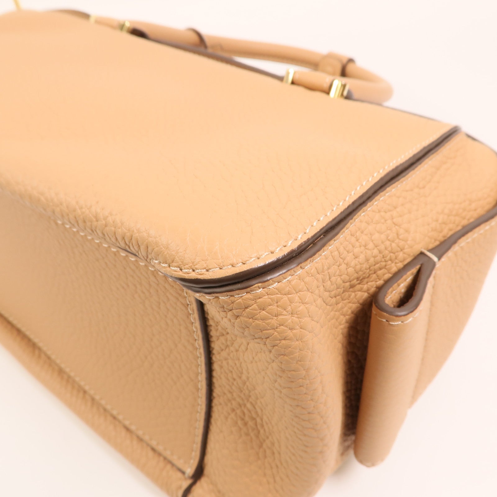 Delvaux 牛皮皮革Cool Box MM金扣手挽肩背兩用袋