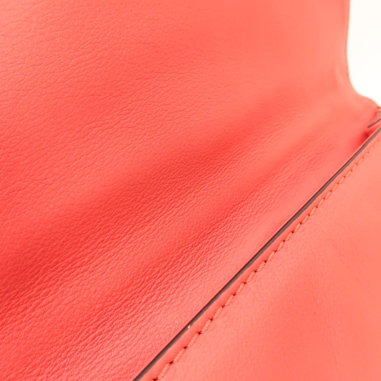 Valentino 牛皮皮革Chain Shoulder Bag金扣鏈帶肩背袋粉紅色