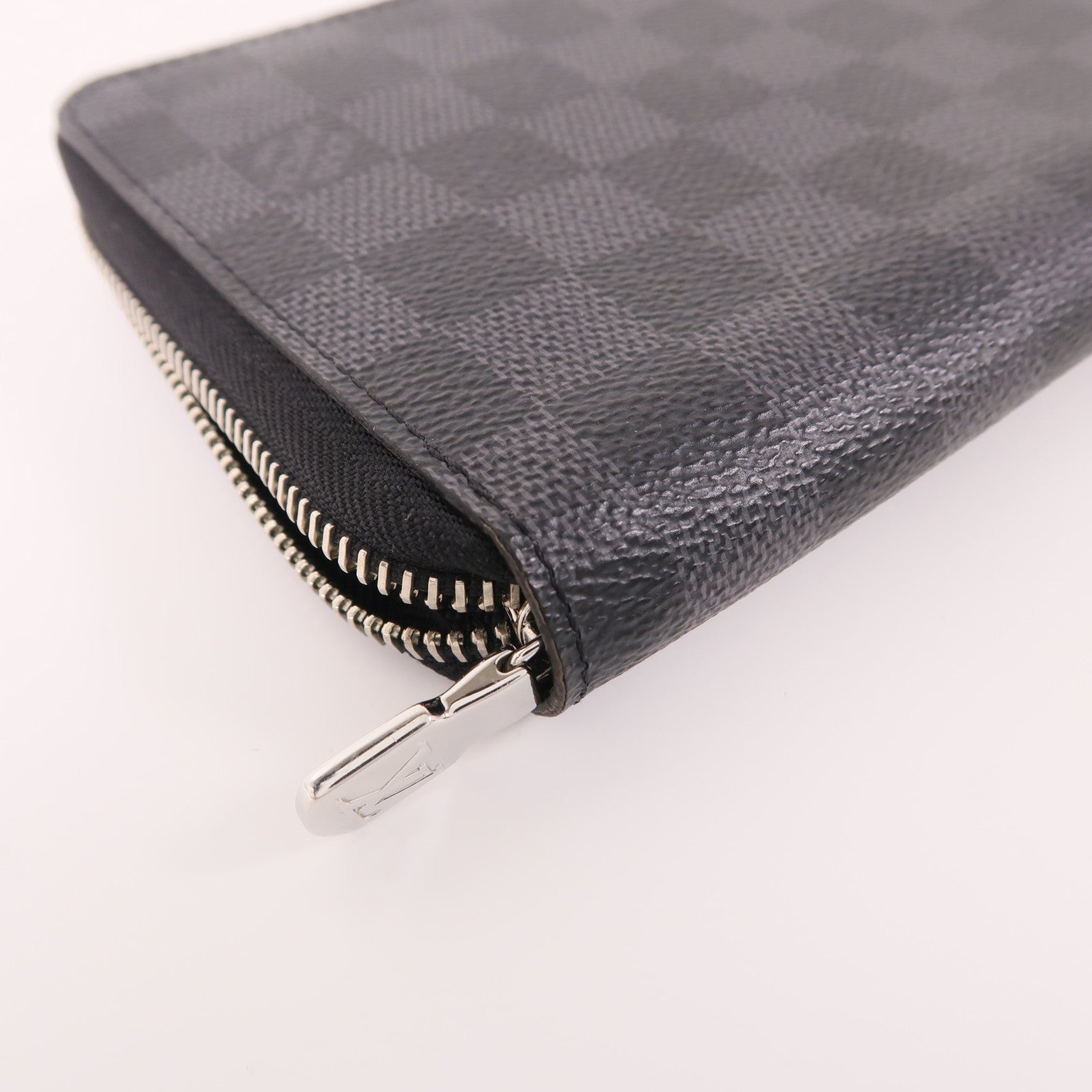LOUIS VUITTON Damier Graphite Zippy Organizer Wallet銀扣長錢包