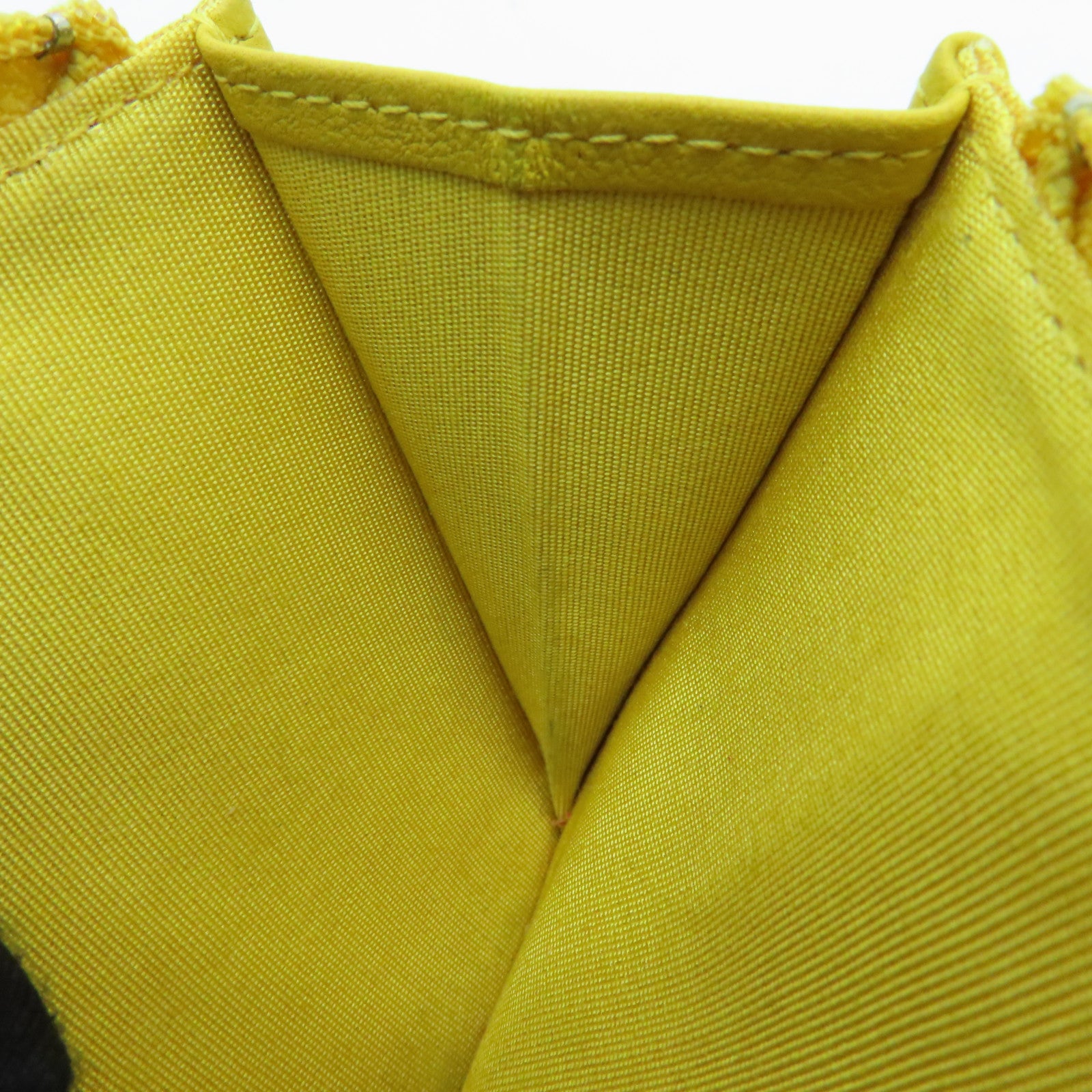 CHANEL 菱格牛皮皮革Zipped Long Wallet银扣长钱包黄色