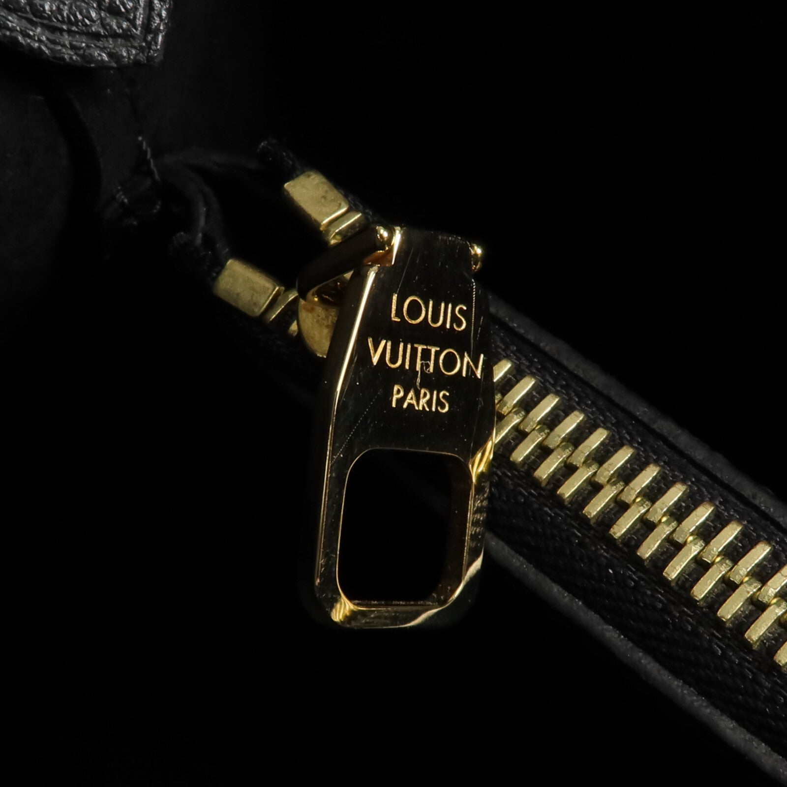 LOUIS VUITTON Monogram Empreinte NeoNoe MM金扣手挽肩背兩用袋