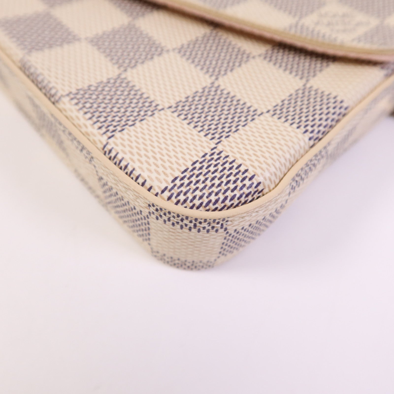 LOUIS VUITTON 【激減優惠】Damier Azur Felicie Pochette金扣肩背袋
