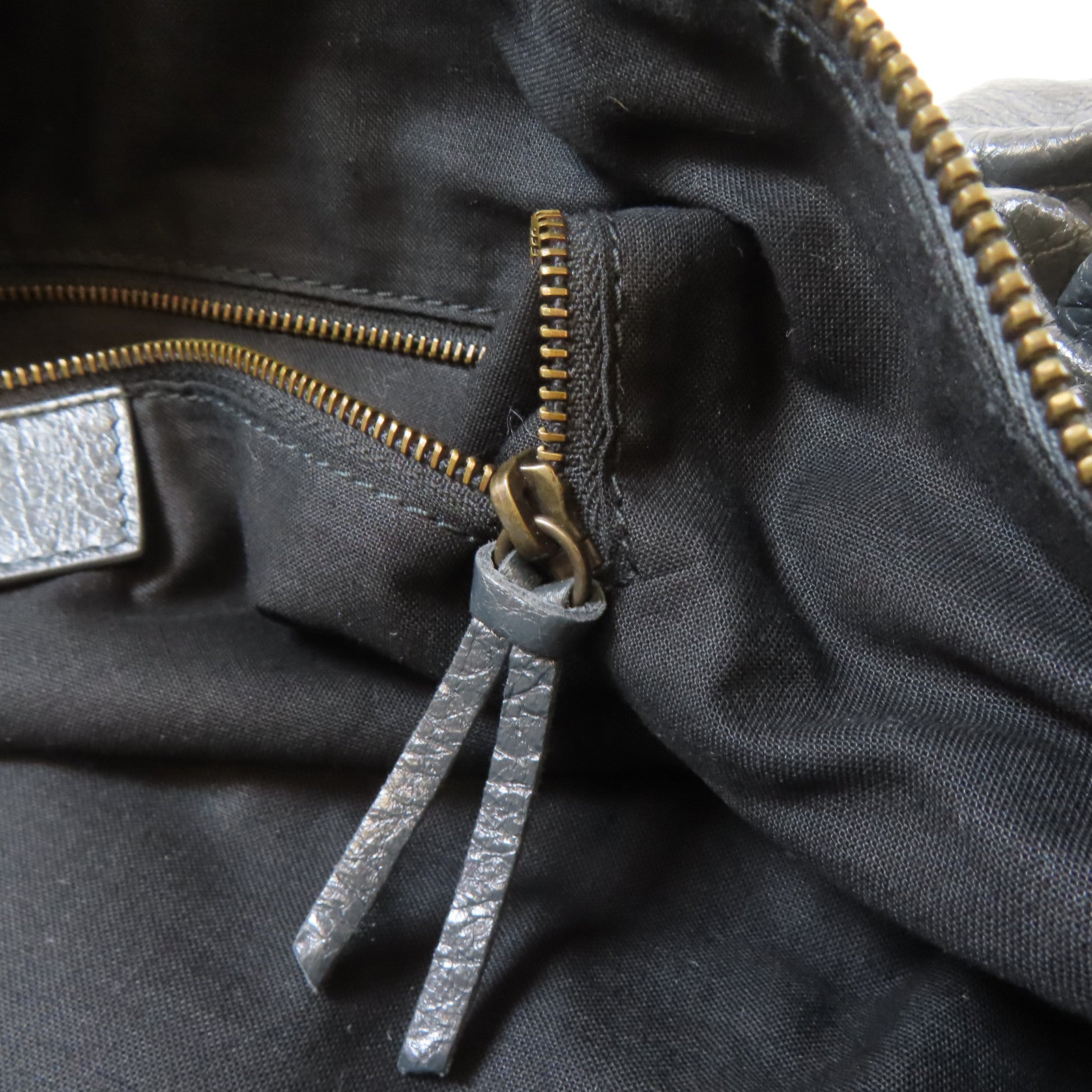 BALENCIAGA 牛皮皮革Twiggy黑扣手挽肩背兩用袋灰色