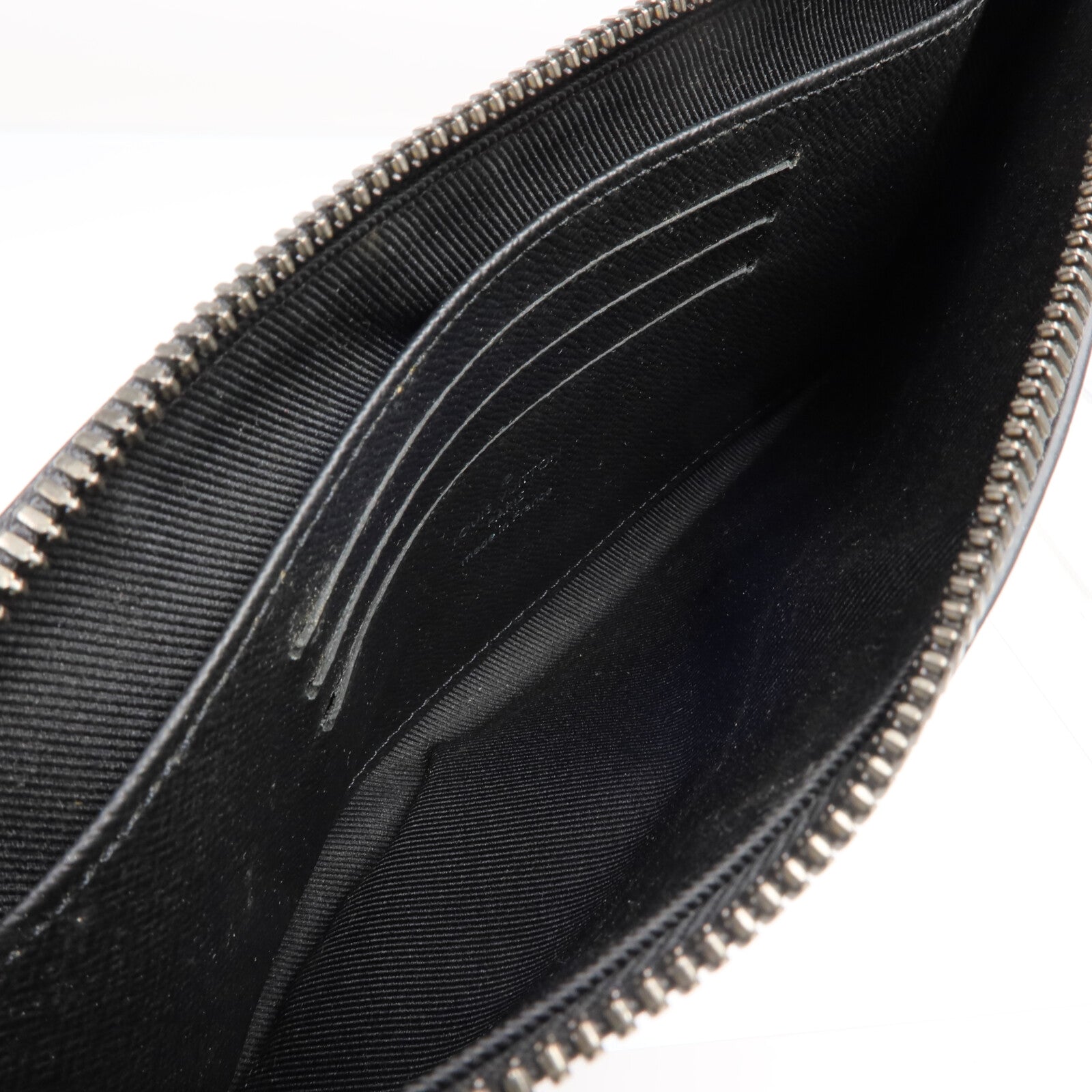 LOUIS VUITTON Monogram Eclipse Pochette Discovery PM銀扣手拿包