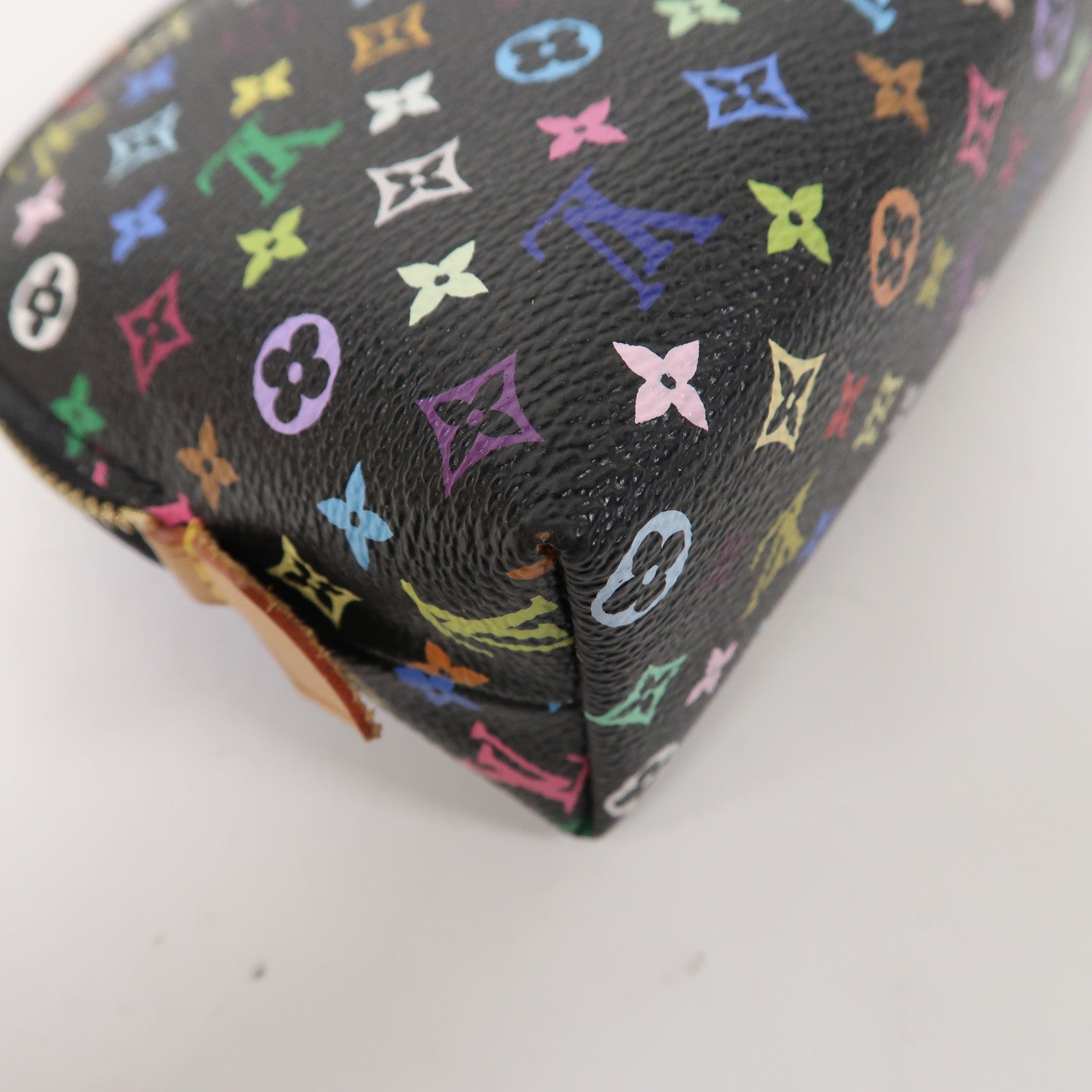 LOUIS VUITTON Monogram Multicolore Cosmetic Pouch金扣手拿包黑色