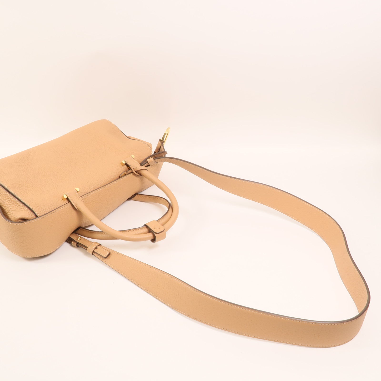 Delvaux 牛皮皮革Cool Box MM金扣手挽肩背兩用袋