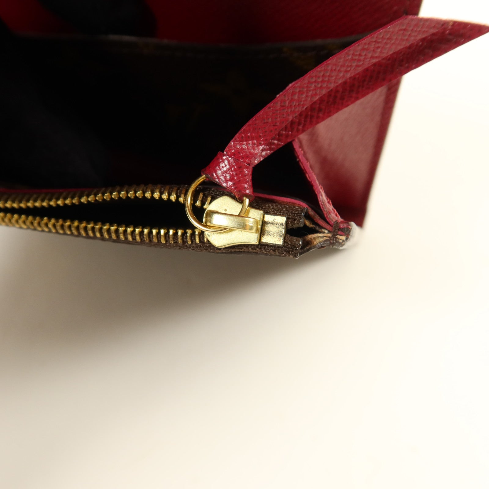 LOUIS VUITTON Monogram Sarah金扣長錢包