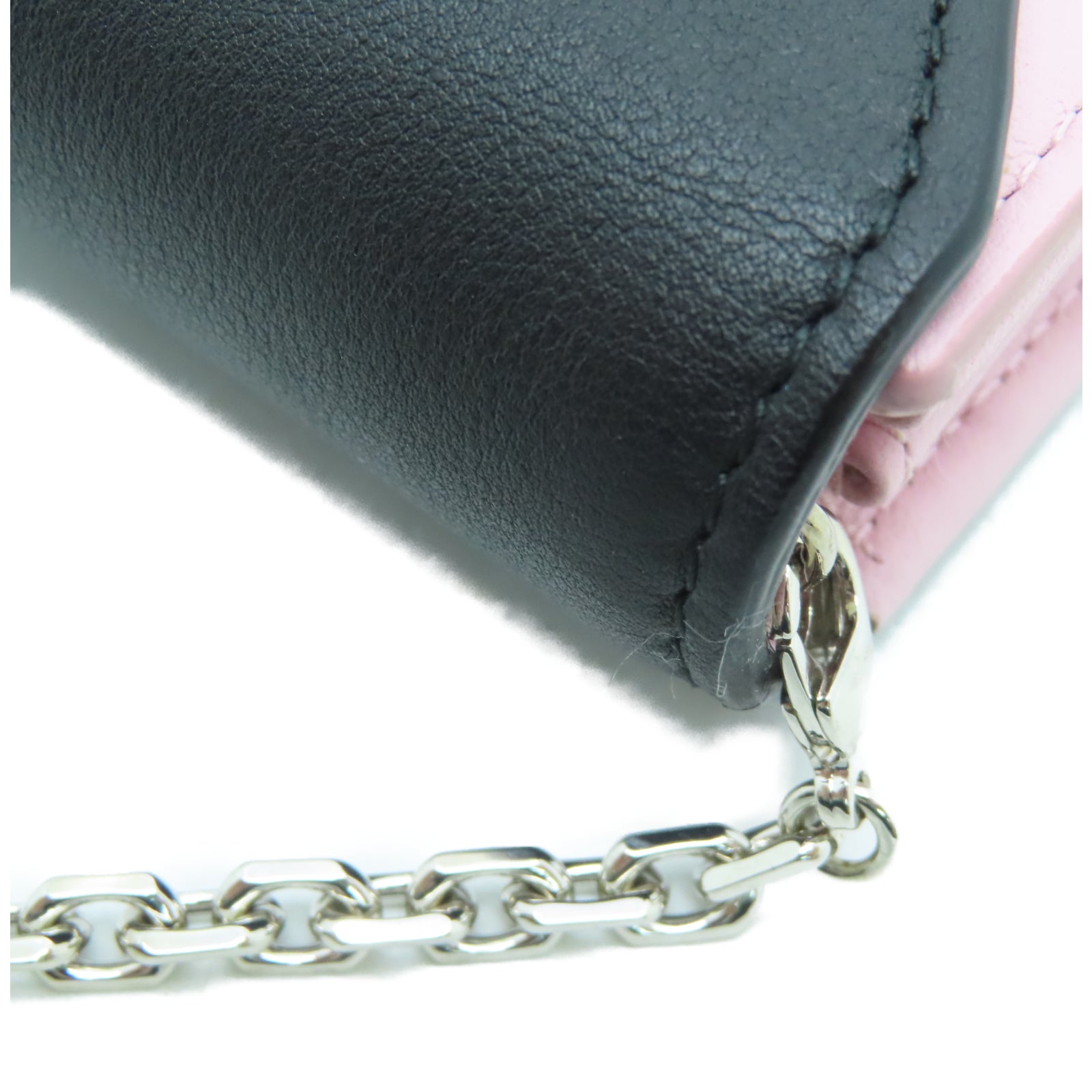 Dior 牛皮皮革Wallet On Chain银扣链带肩背袋黑色/粉红色