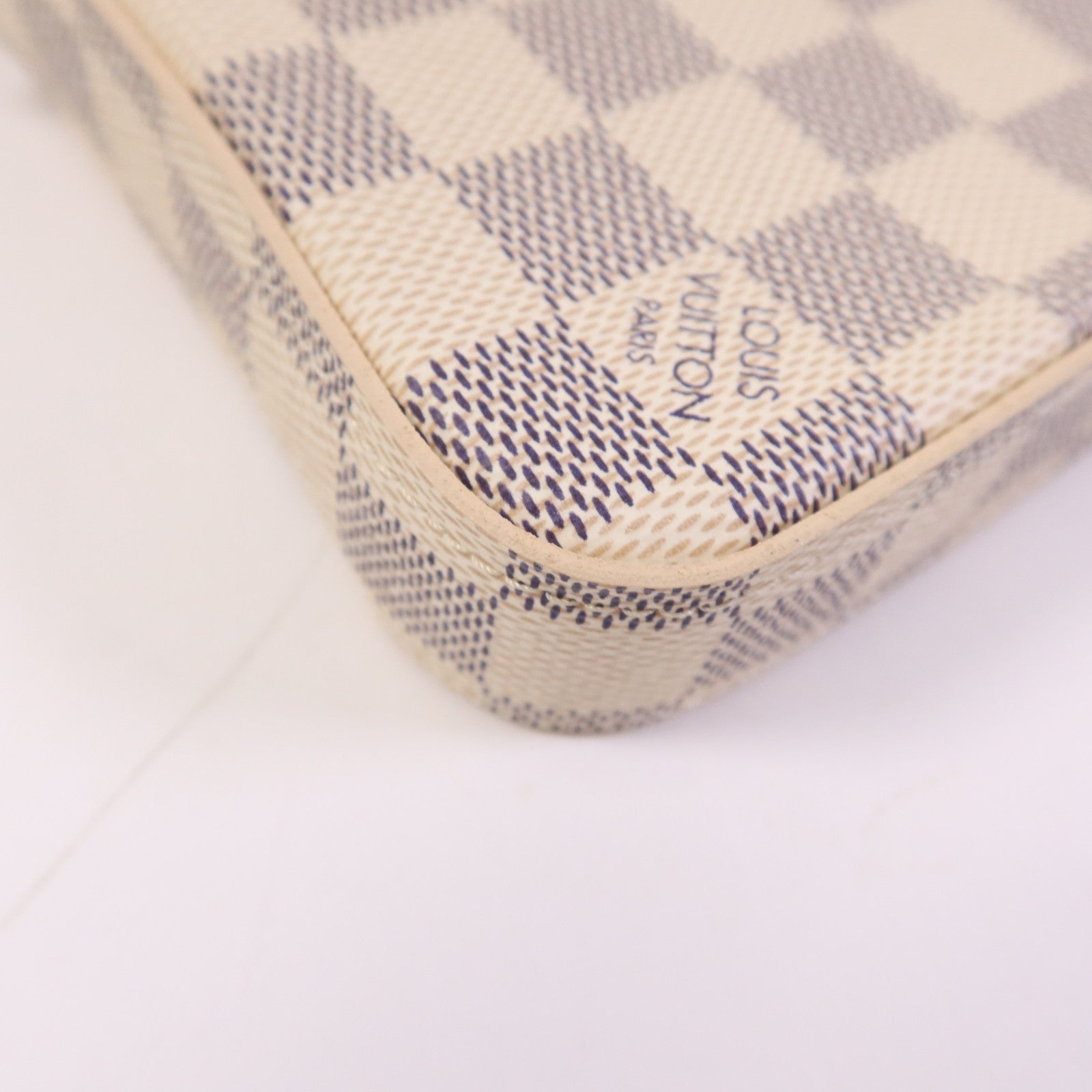 LOUIS VUITTON 【激減優惠】Damier Azur Felicie Pochette金扣肩背袋