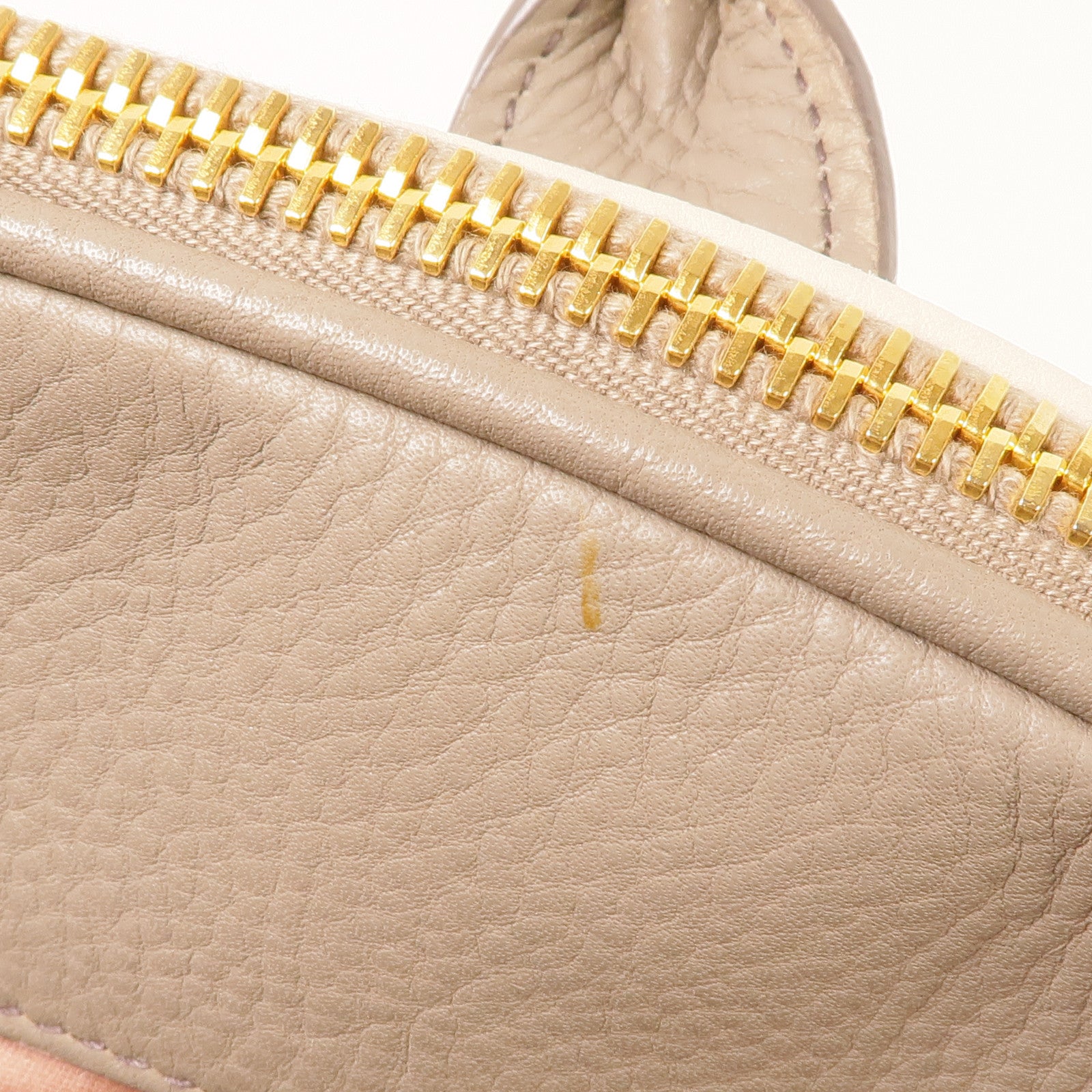 Miu Miu 牛皮皮革2 Way Shoulder金扣手挽肩背兩用袋