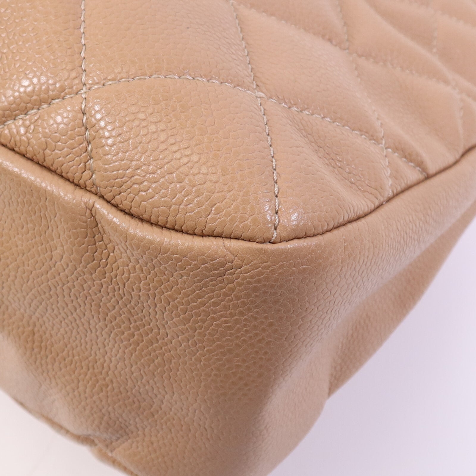 CHANEL 牛皮皮革CC Matelasse Shoulder Bag銀扣肩背袋