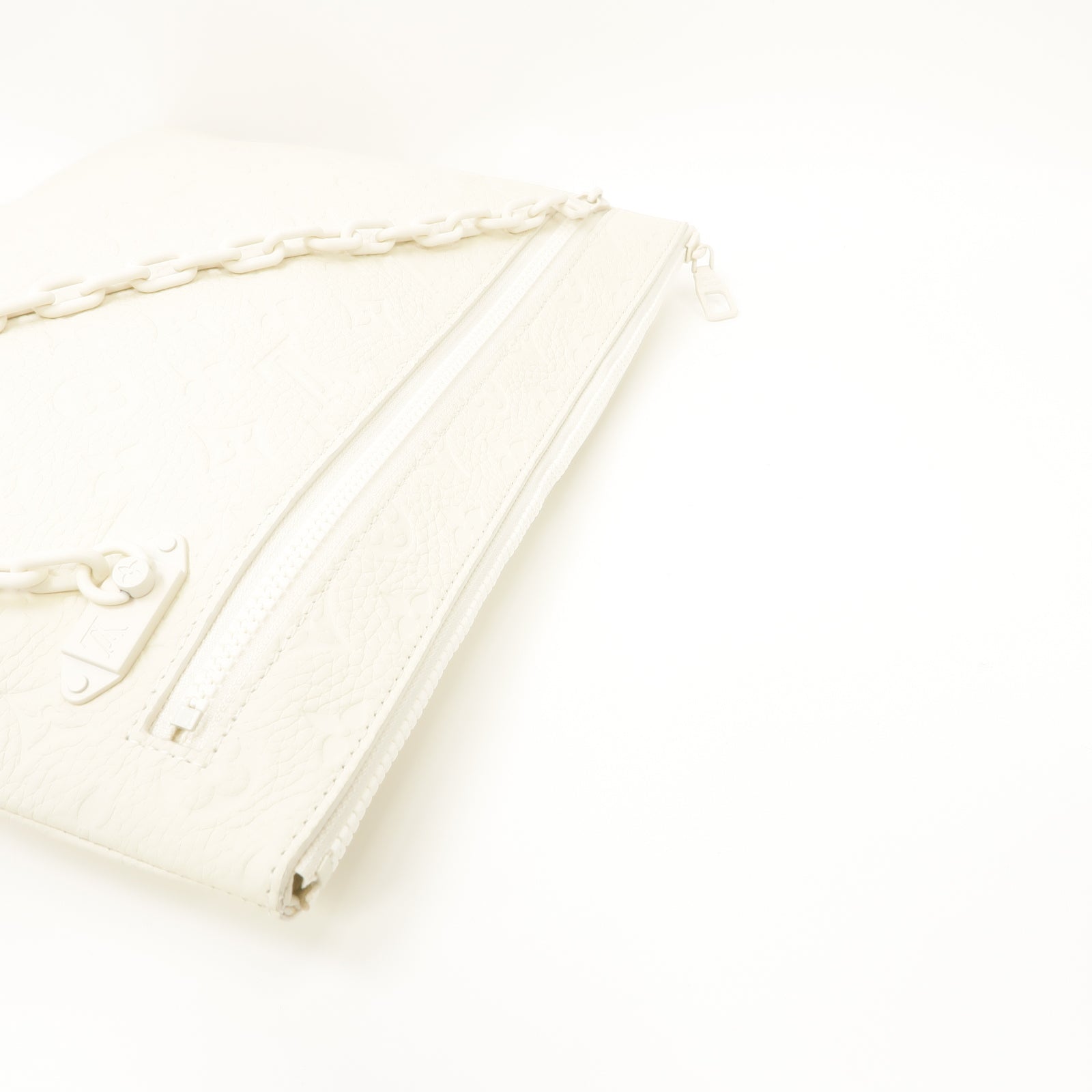 LOUIS VUITTON Taurillon Monogram Pochette A4 Virgil Abloh Clutch手拿包白色