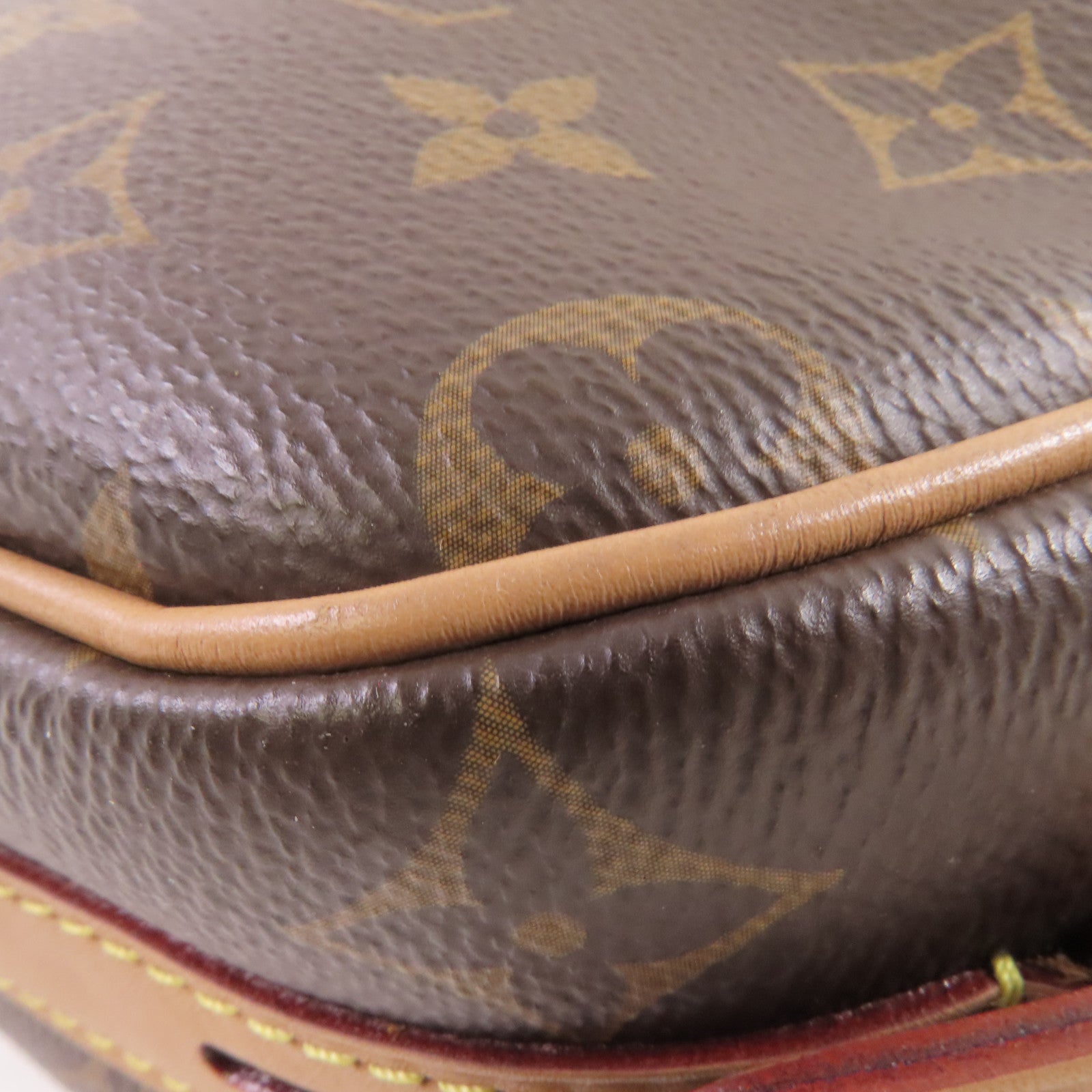 LOUIS VUITTON 【激減優惠】Monogram Boite Chapeau Souple MM Shoulder Bag金扣肩背袋啡色