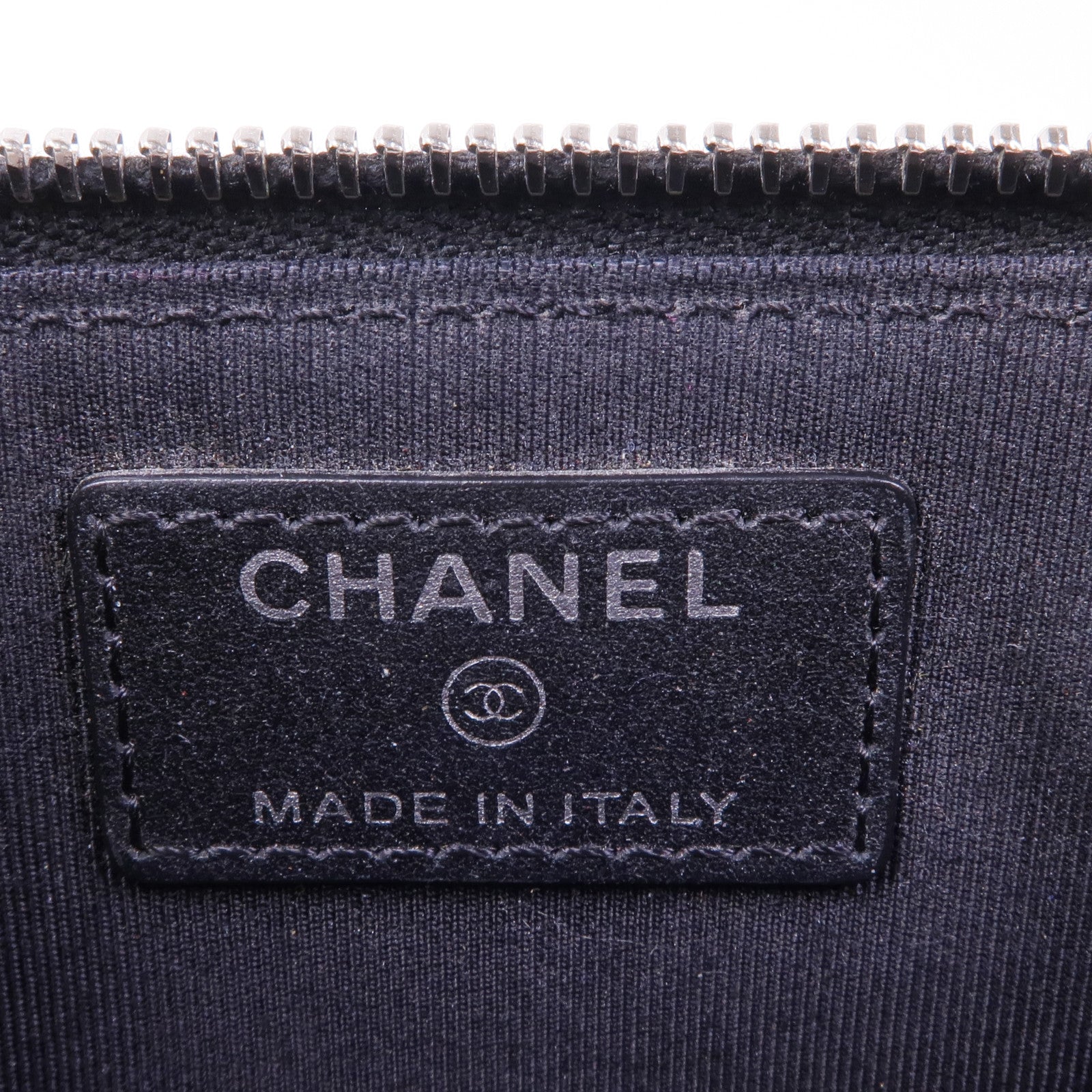 CHANEL 牛皮皮革Zipped Wallet銀扣長錢包