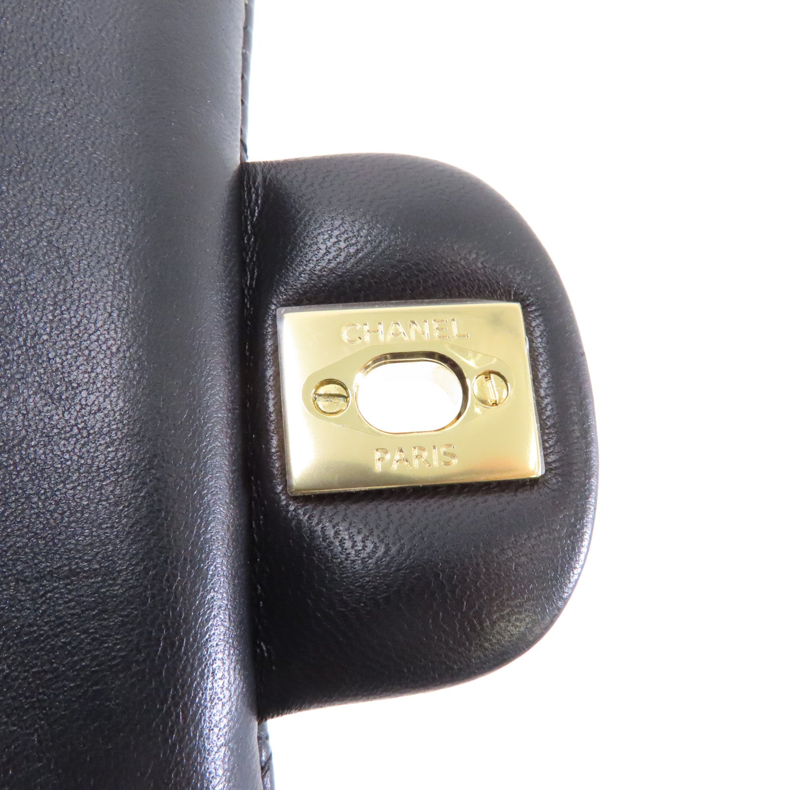 CHANEL 菱格羊皮皮革Classic Flap 25金扣鏈帶肩背袋黑色