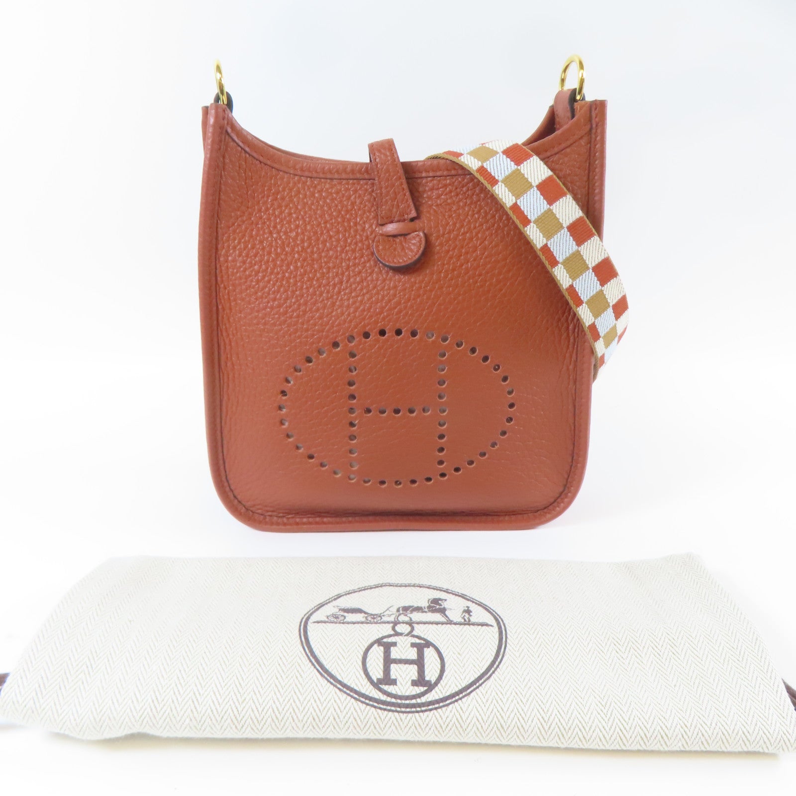 HERMES Clemence皮革Evelyne TPM金扣肩背袋駝色偏紅色