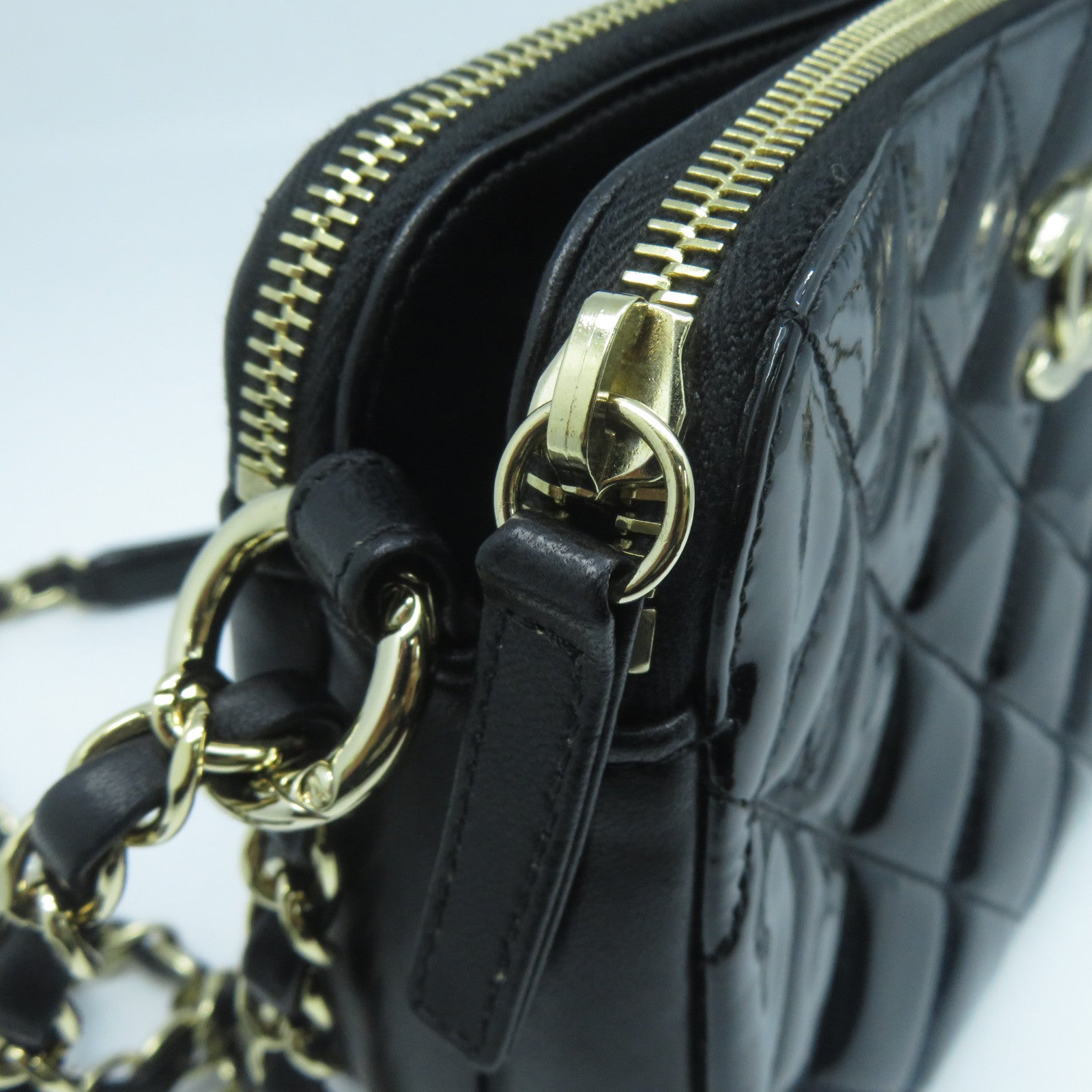 CHANEL 菱格漆皮皮革Chain Shoulder Bag金色鏈帶肩背袋黑色