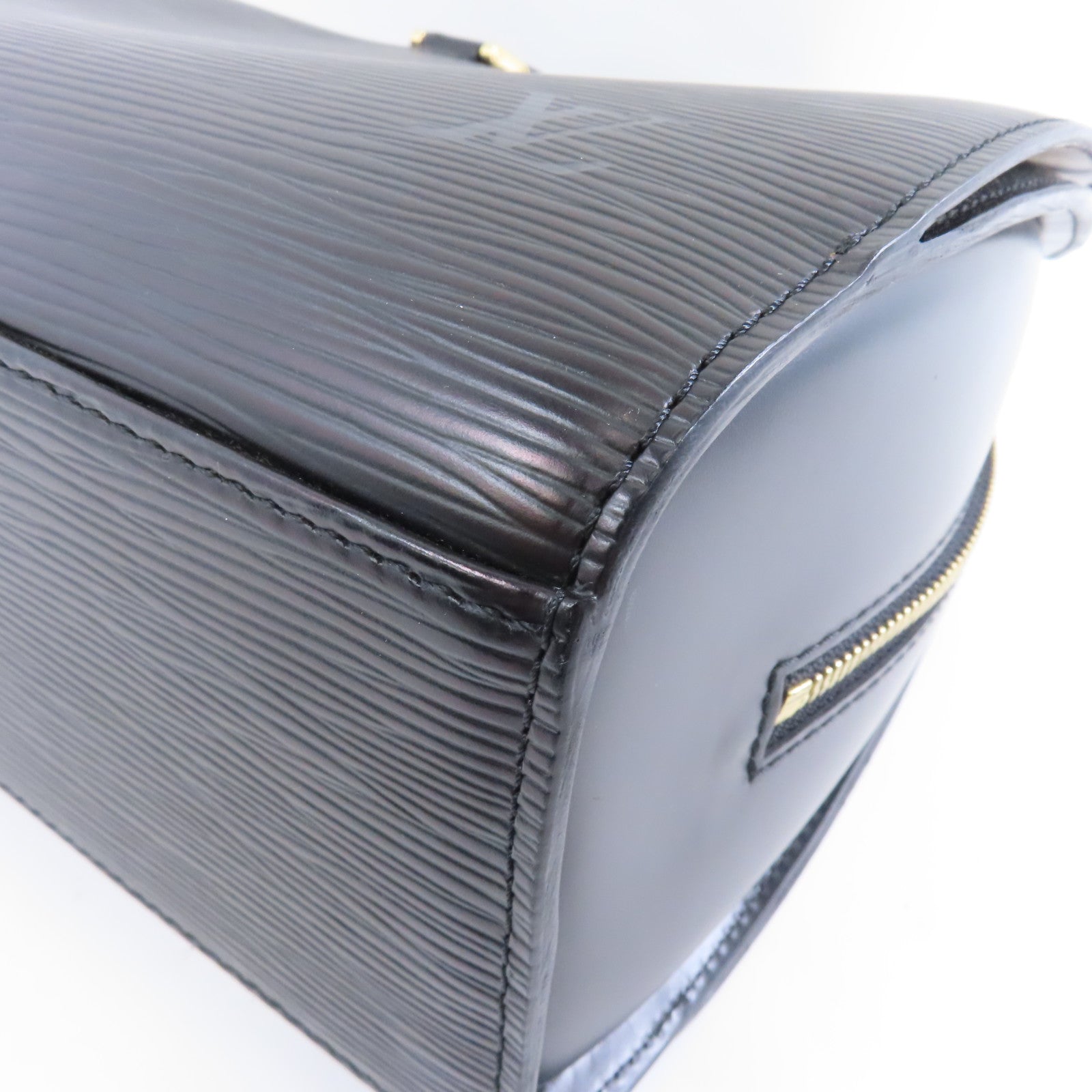 LOUIS VUITTON Epi Pont Neuf金扣手挽袋黑色