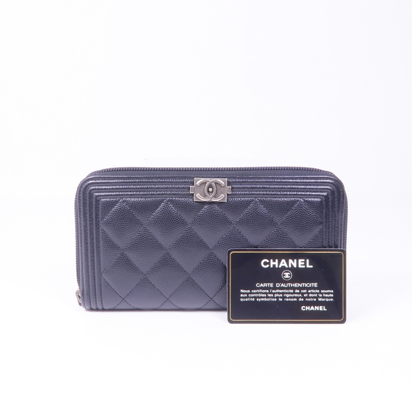 CHANEL 牛皮皮革Boy Long Wallet銀扣長錢包