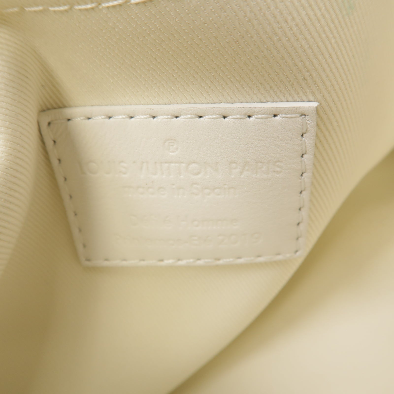 LOUIS VUITTON Taurillon Monogram Pochette A4 Virgil Abloh Clutch手拿包白色