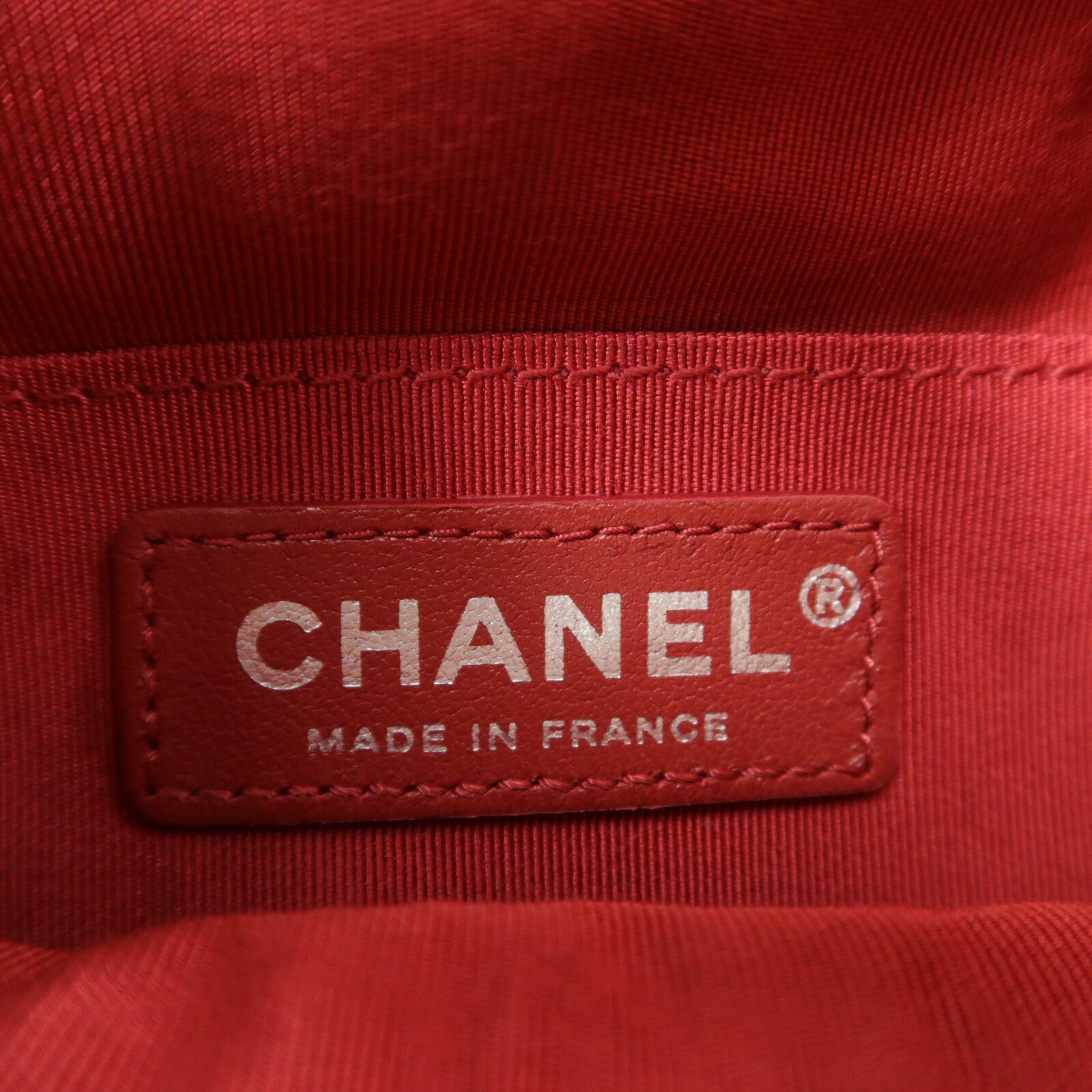 CHANEL 牛皮皮革Small Gabrielle Bcuket Bag鏈帶肩背袋