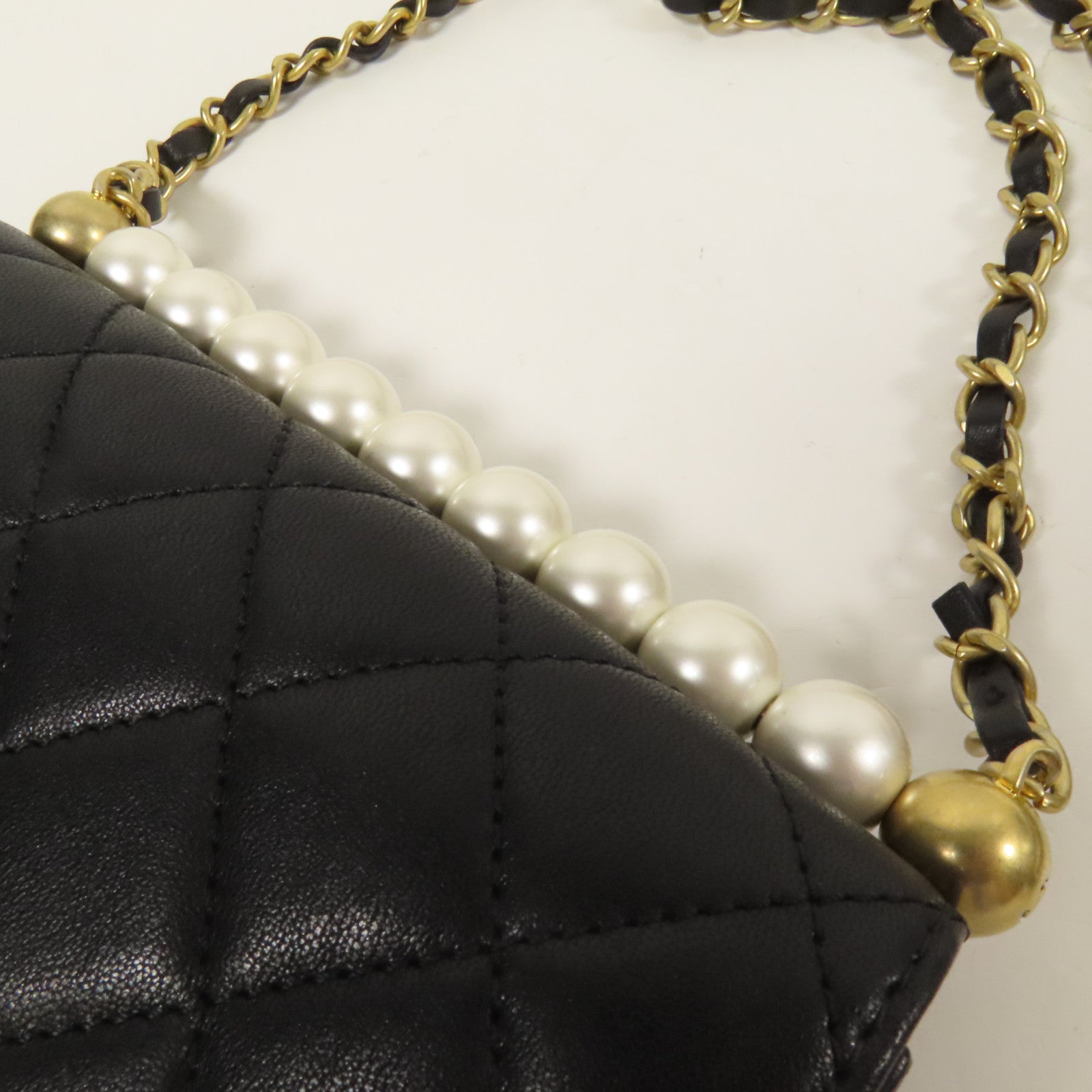 CHANEL 【激減優惠】牛皮皮革Chain Shoulder金扣肩背袋