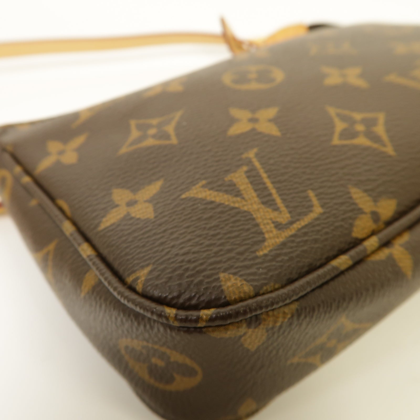 LOUIS VUITTON Monogram Pochette Accessoires金扣肩背袋棕色