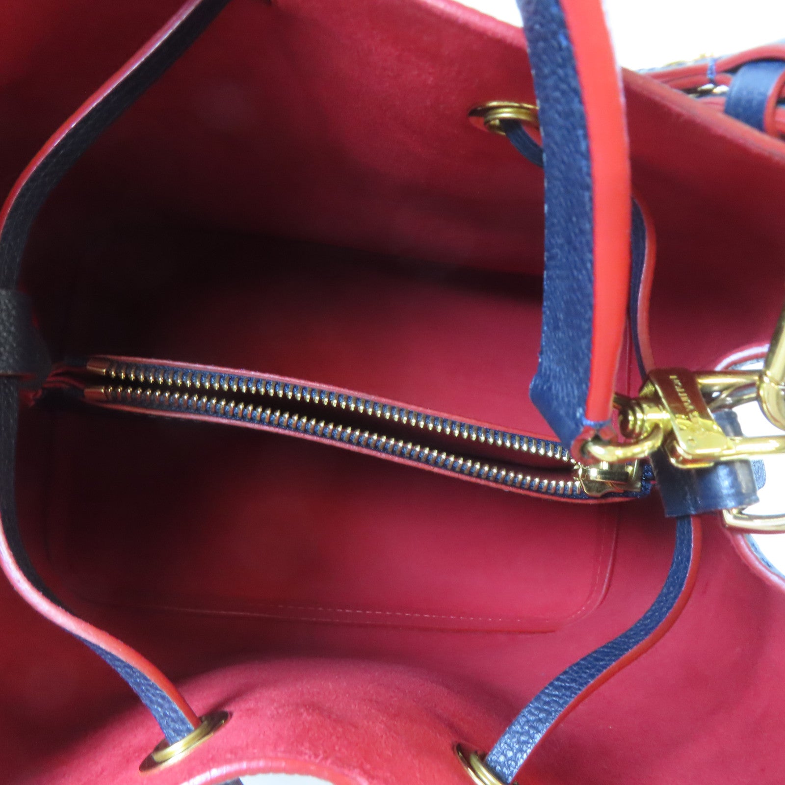 LOUIS VUITTON Monogram Empreinte Neo Noe金扣手挽肩背兩用袋深藍色