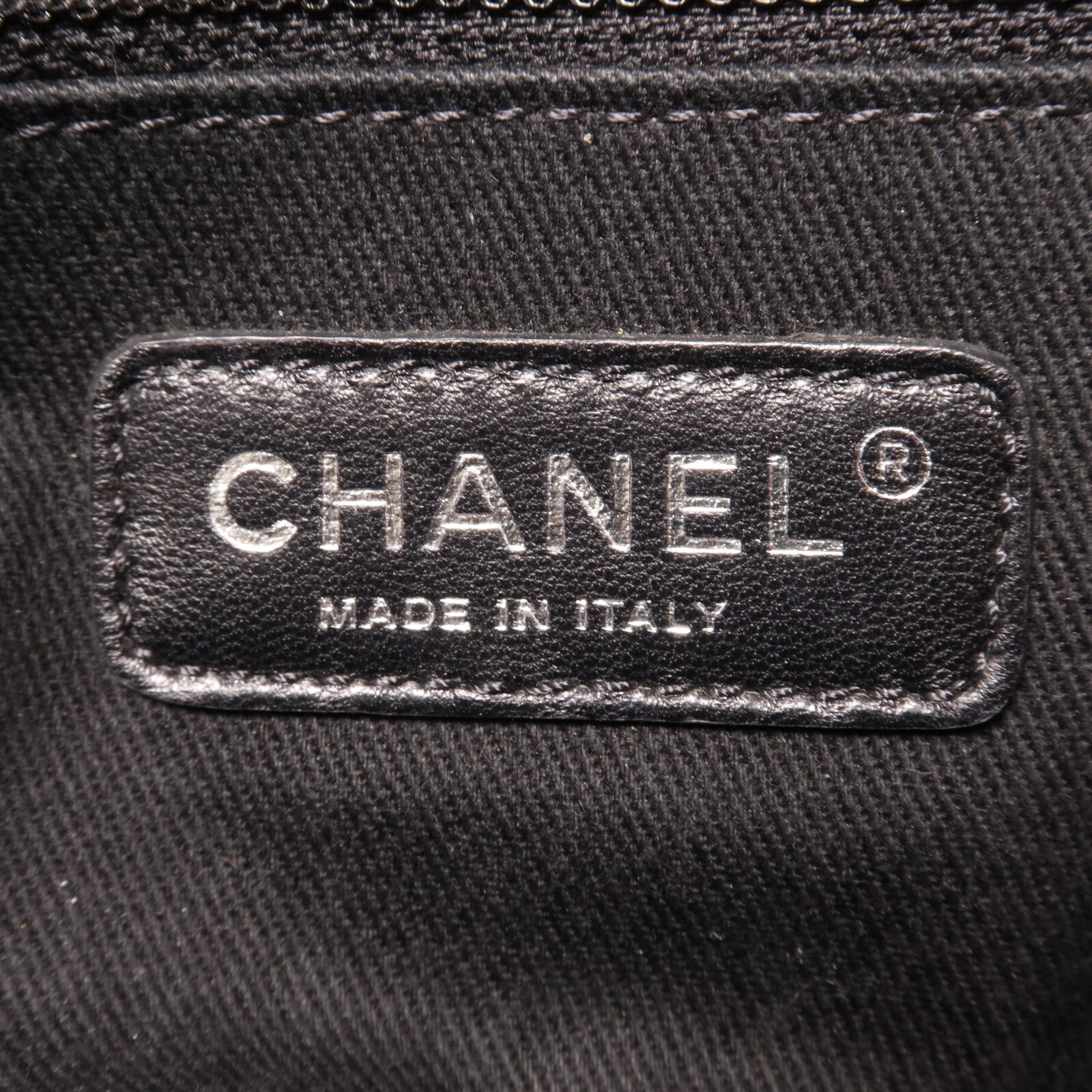 CHANEL 牛皮皮革Chain Shoulder鏈帶肩背袋